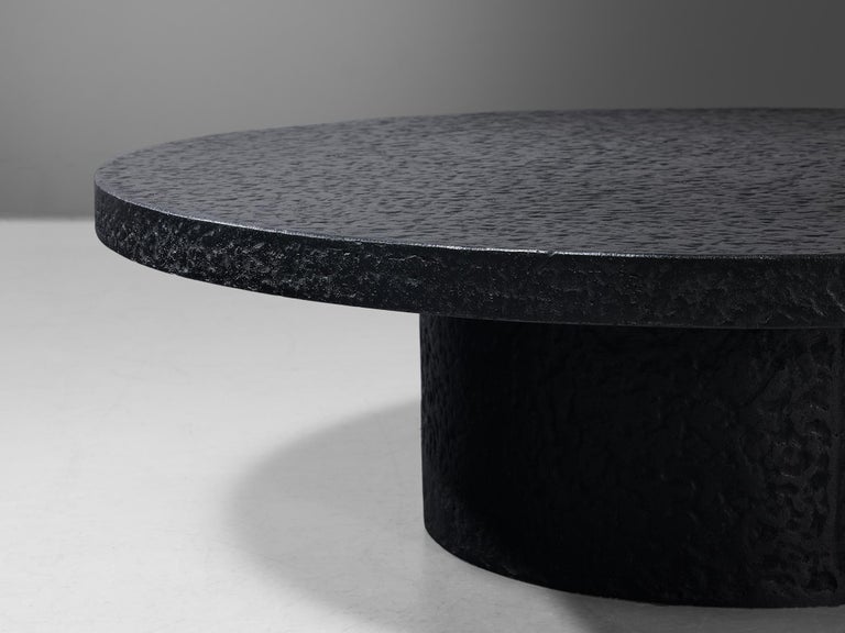 Brutalist Round Coffee Table in Black Stone Look Resin For Sale at