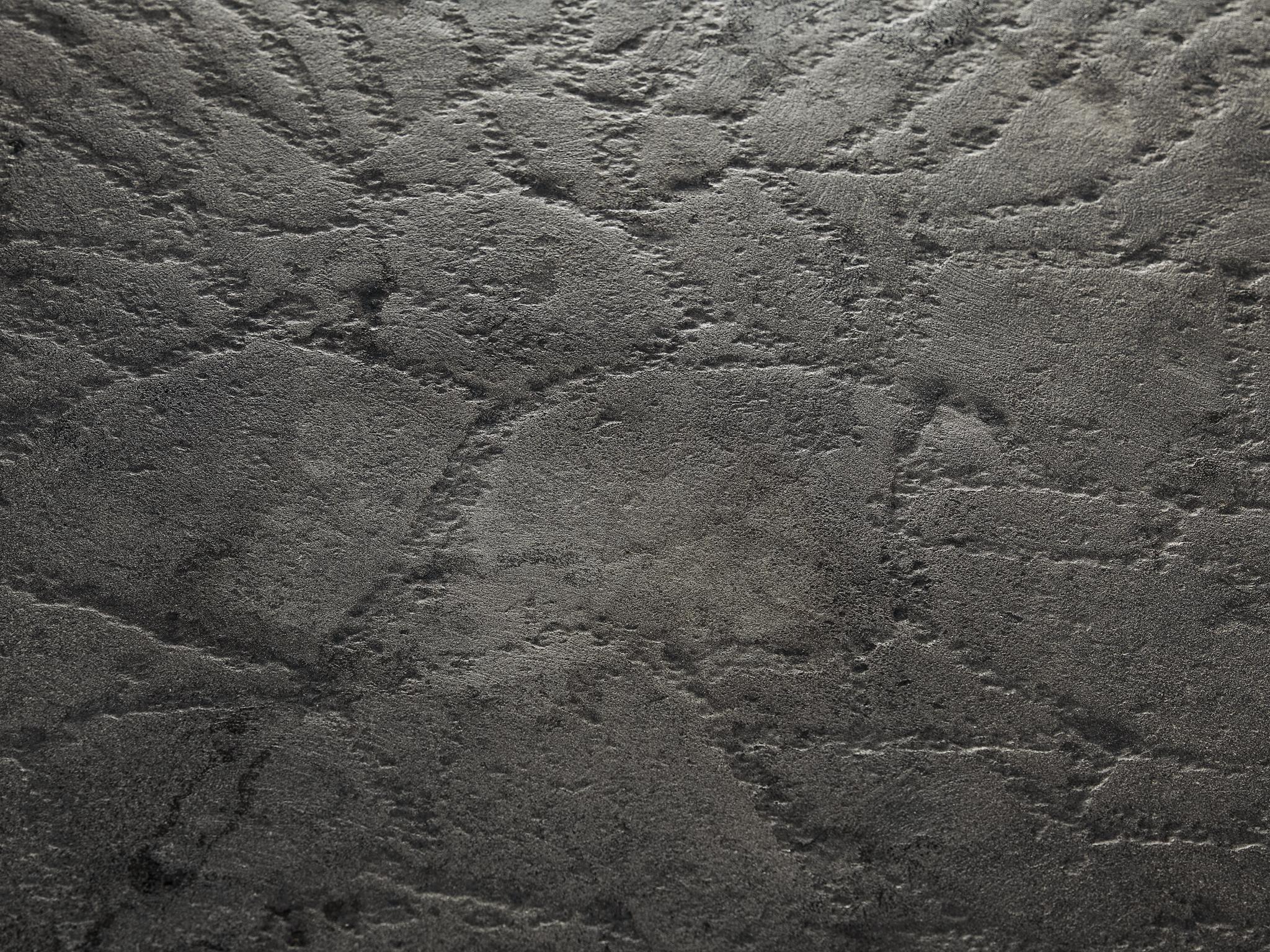Brutalist Round Coffee Table in Dark Grey Stone Look 3