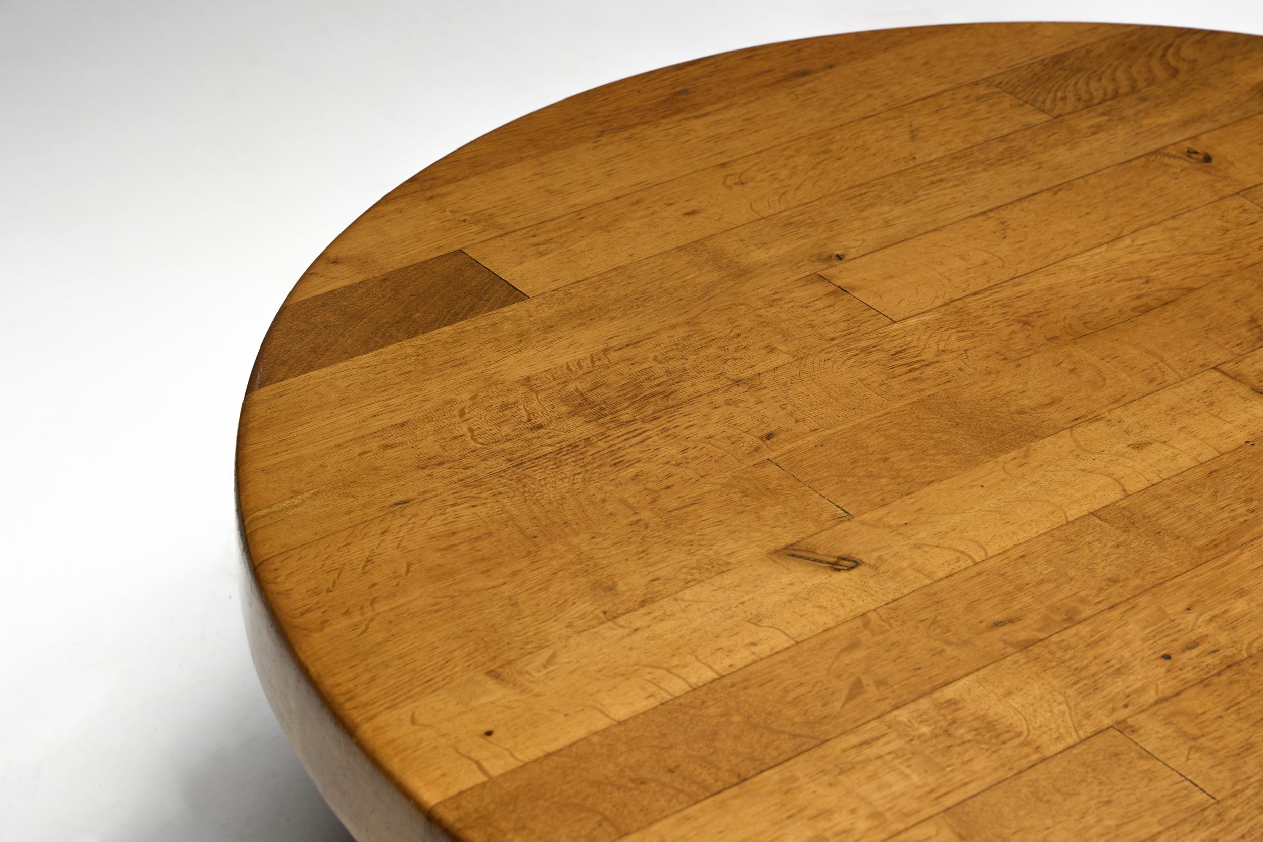 Brutalist Round Coffee Table in Solid Wood, France, 1960s For Sale 8