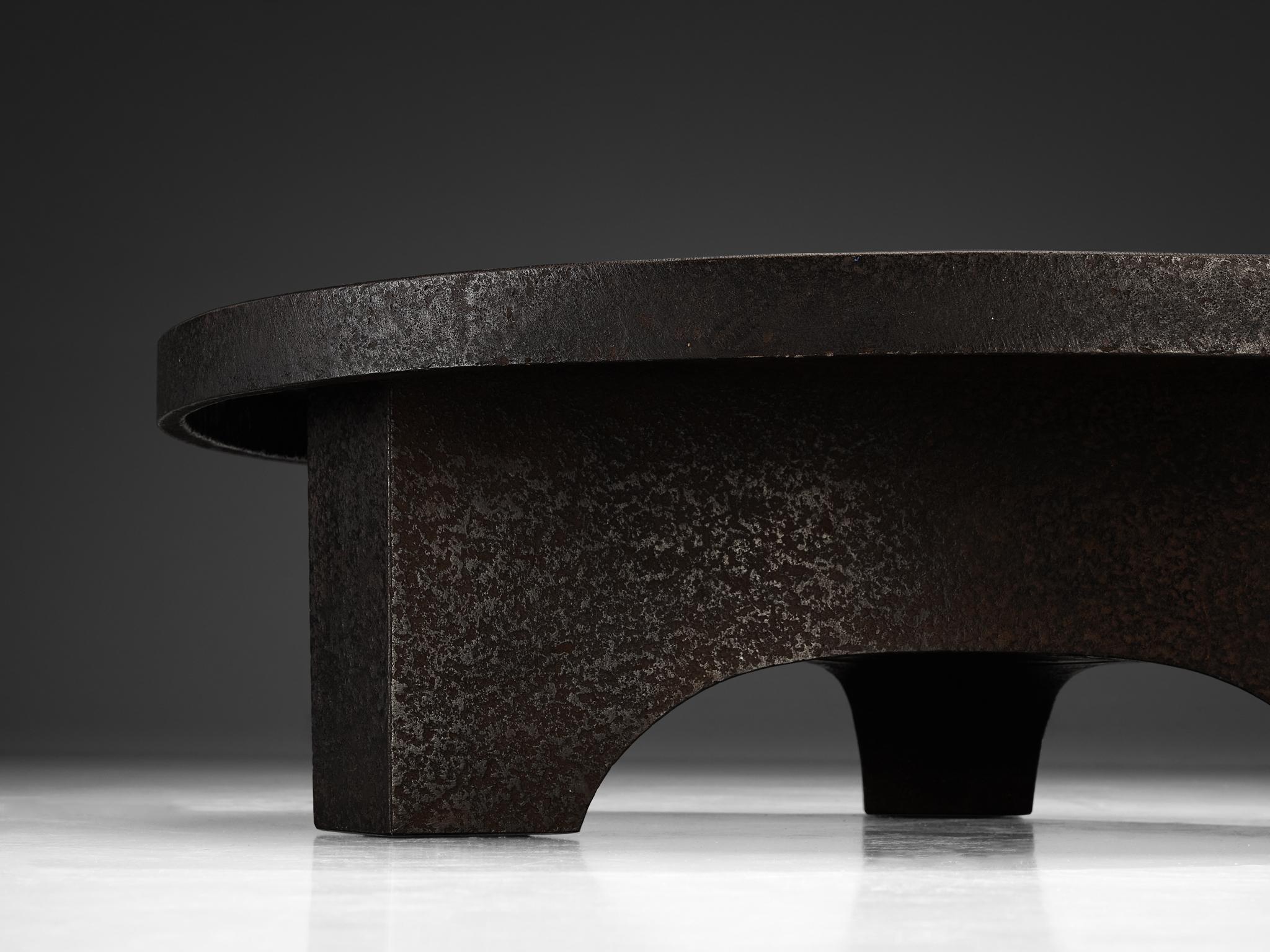 Brutalist Round Coffee Table in Stone Look 3