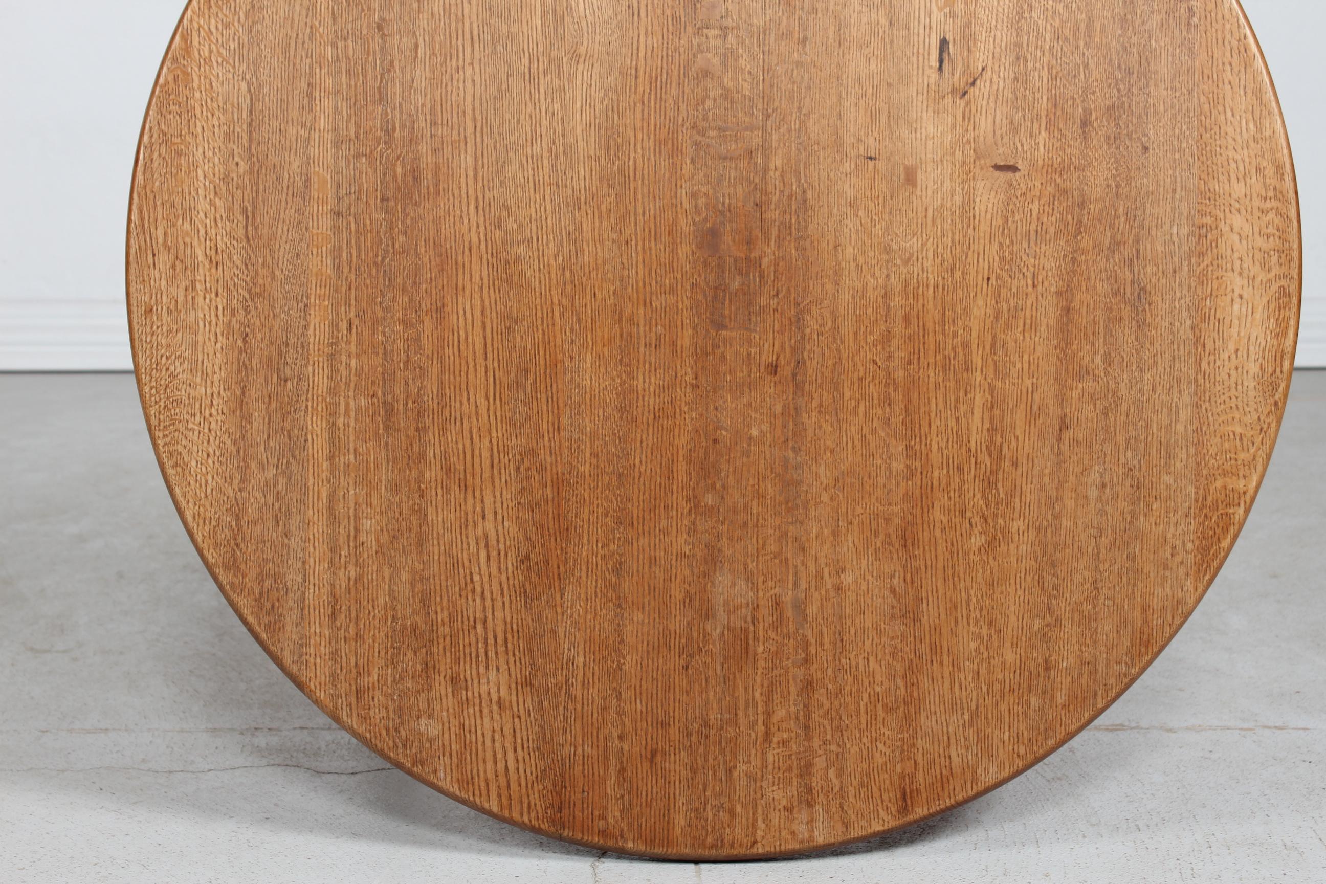 Brutalist Round Coffee Table of Solid Oak in Axel Einar Hjorth Style 1950s 1