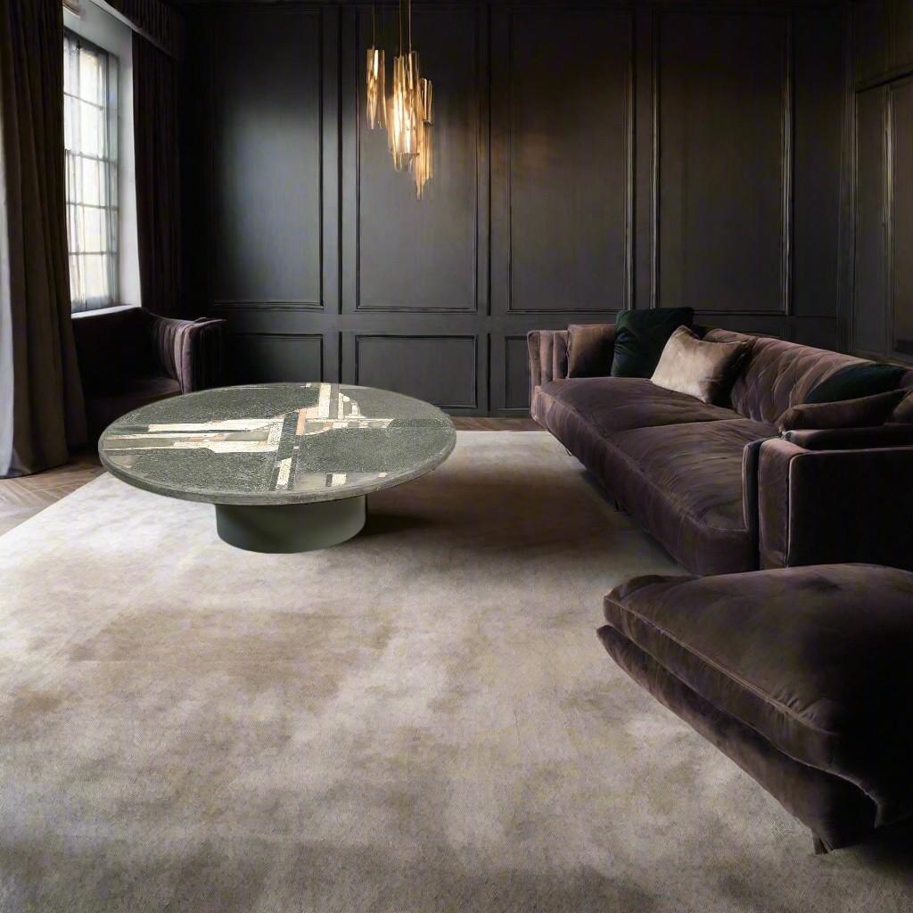 Néerlandais Brutalist Round Grey Slate Stone Coffee Table by Sculptor Paul Kingma en vente