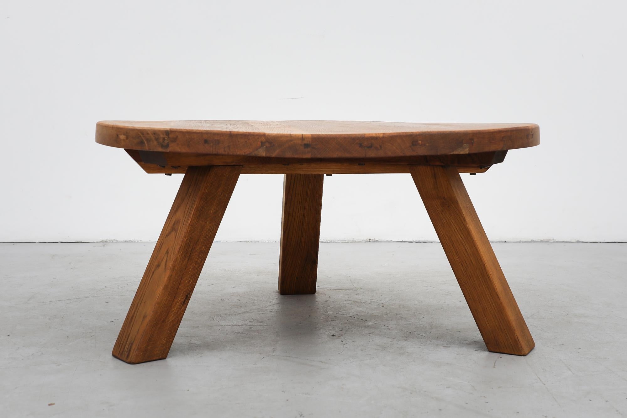 Brutalist Round Oak Coffee Table In Good Condition For Sale In Los Angeles, CA