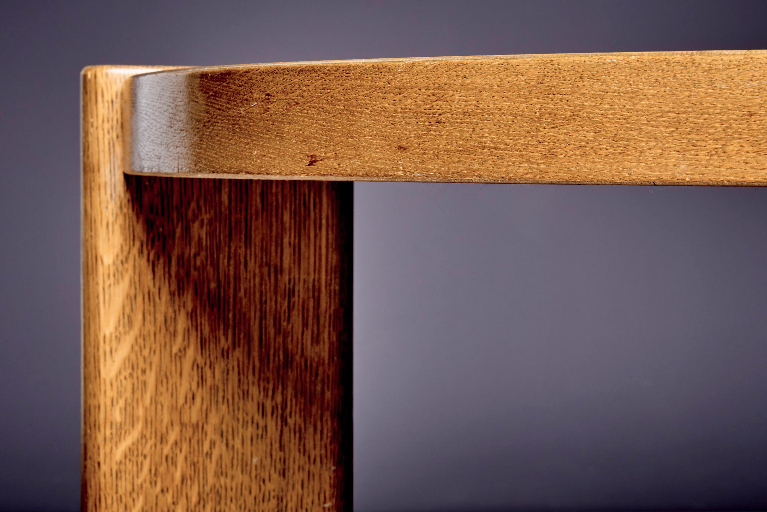 Table ronde brutaliste avec plateau en pierre fossile sombre Allemagne 1970 en vente 2