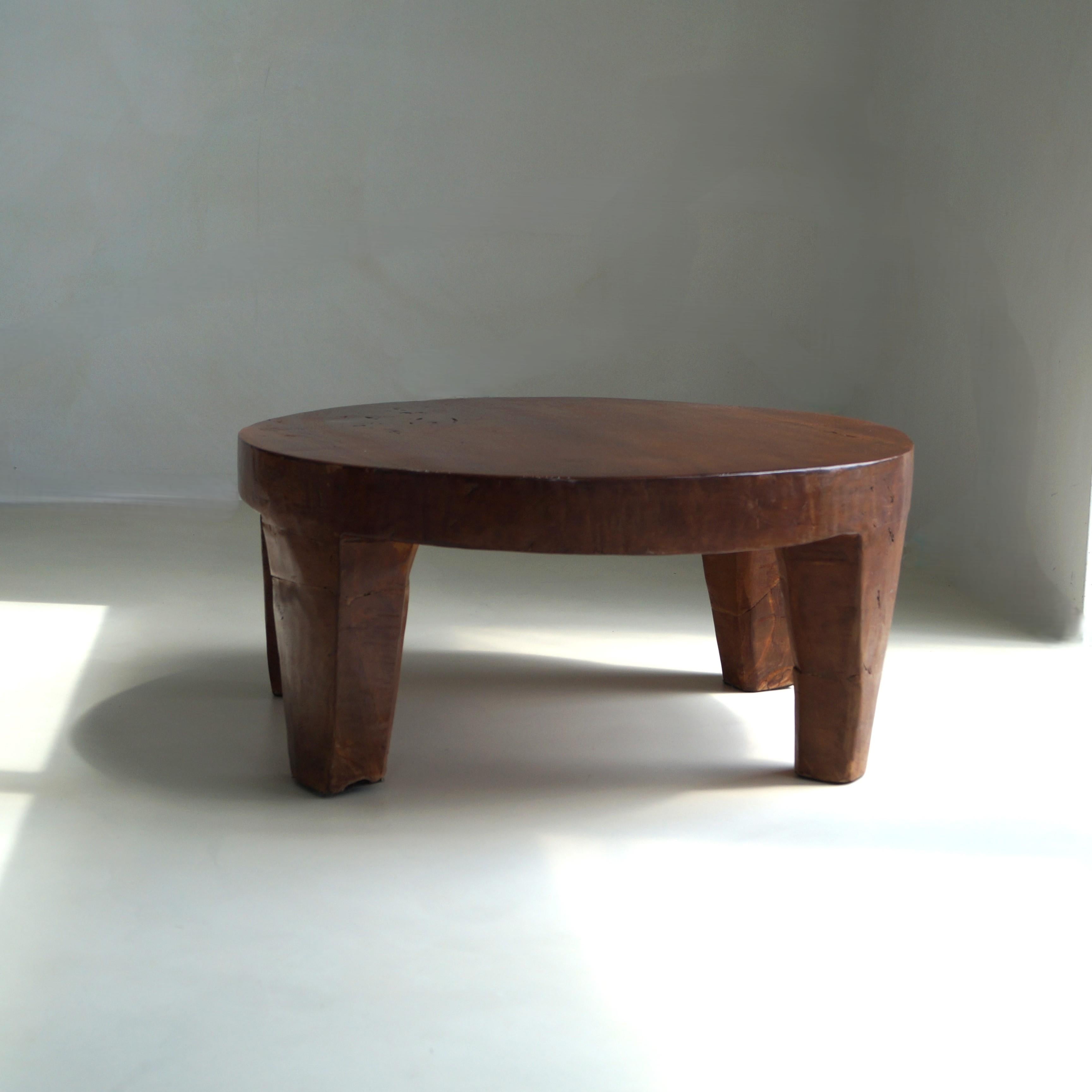 Brutalist Round Wooden Coffee Table, Netherlands, 1970s For Sale 4