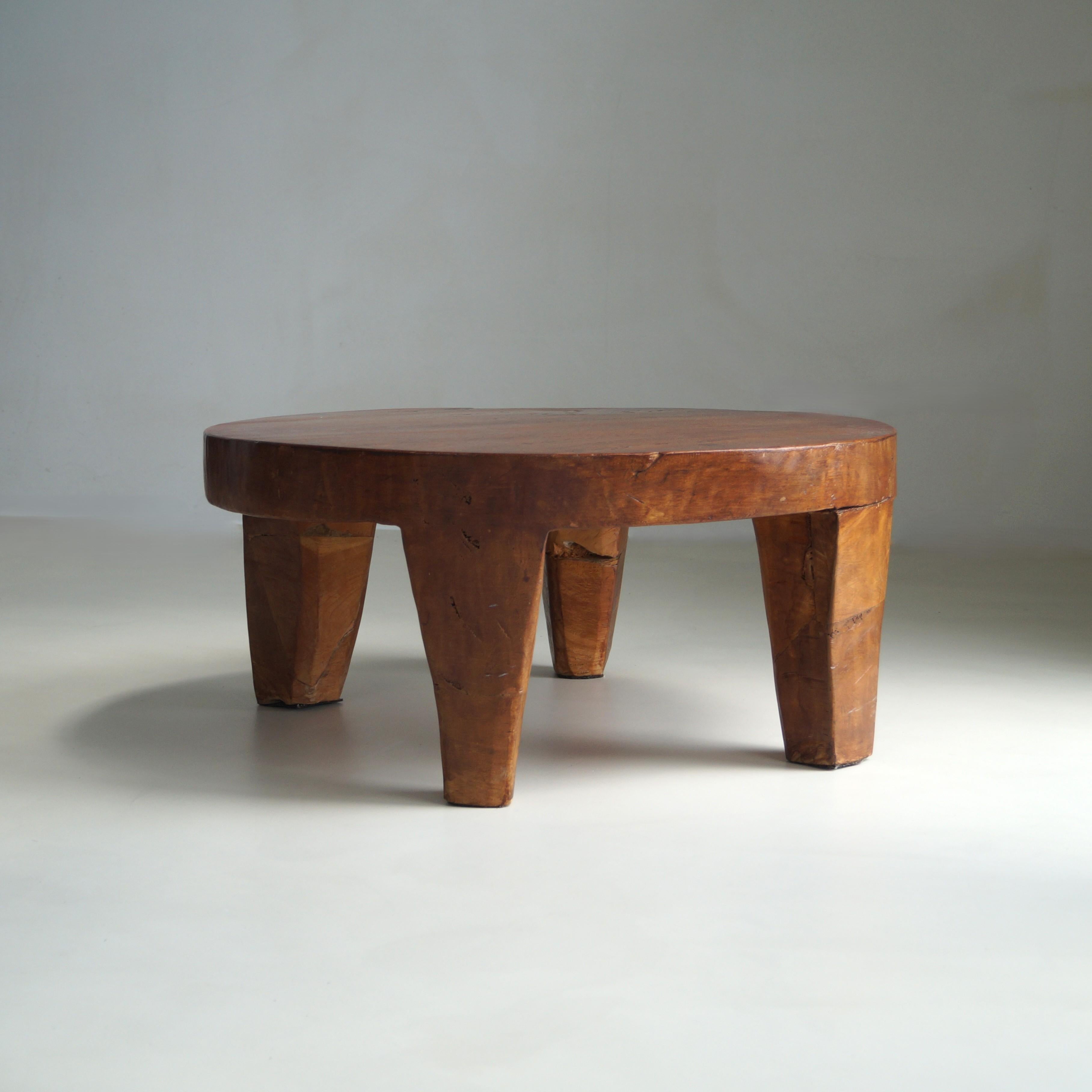 Brutalist Round Wooden Coffee Table, Netherlands, 1970s For Sale 11