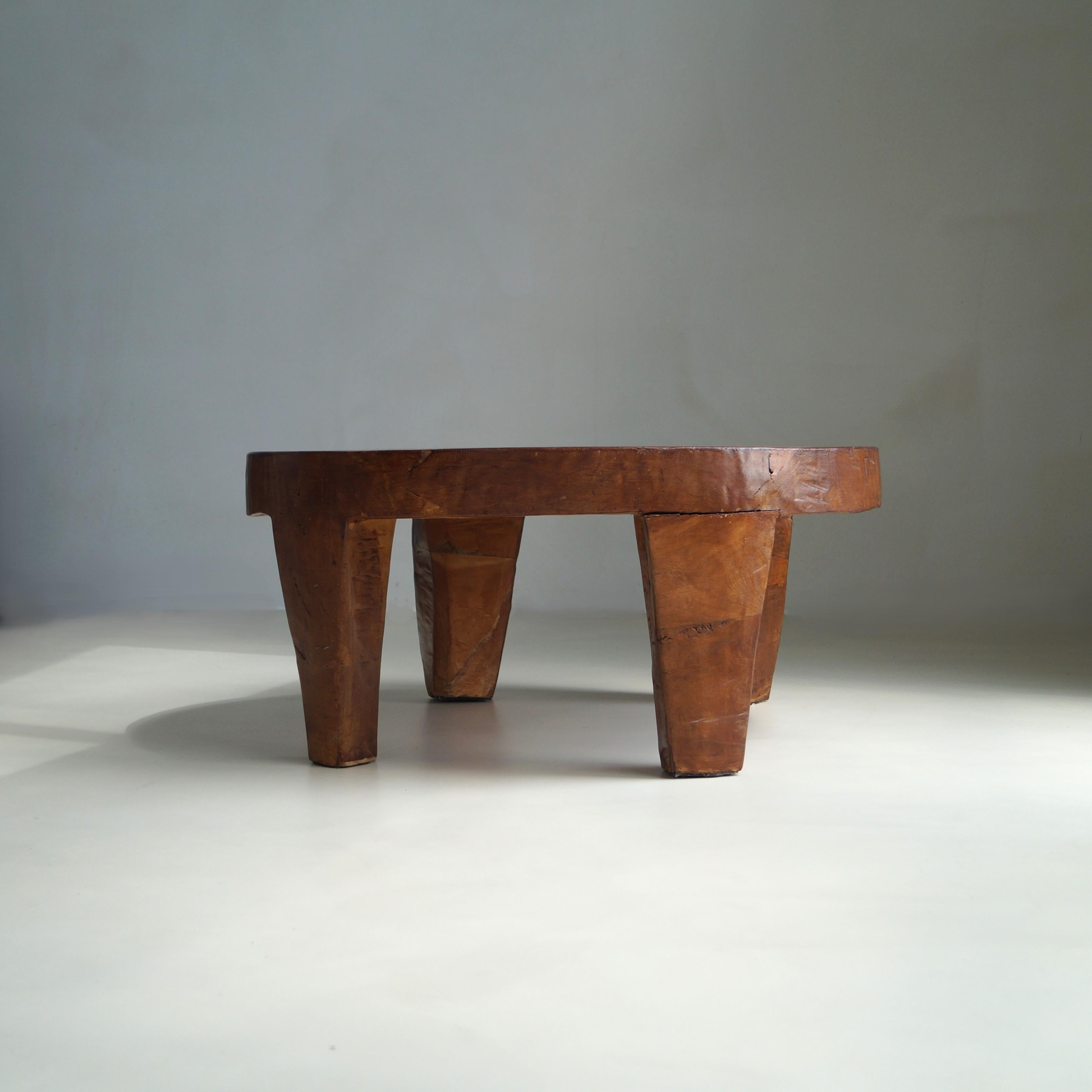Brutalist Round Wooden Coffee Table, Netherlands, 1970s For Sale 12