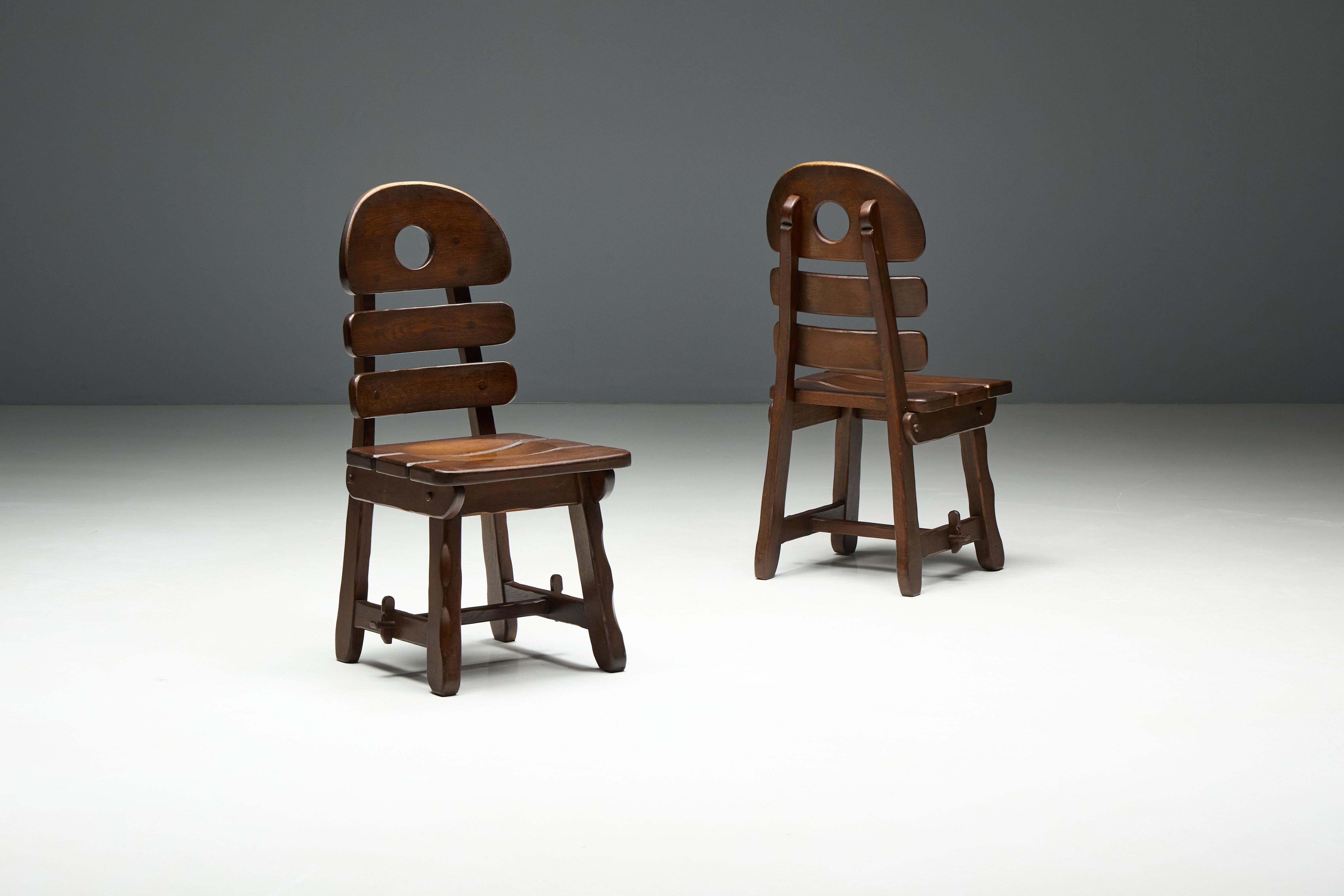 Sedie da pranzo rustiche brutaliste alpine in Oak macchiato, Spagna, anni '70 in vendita 1