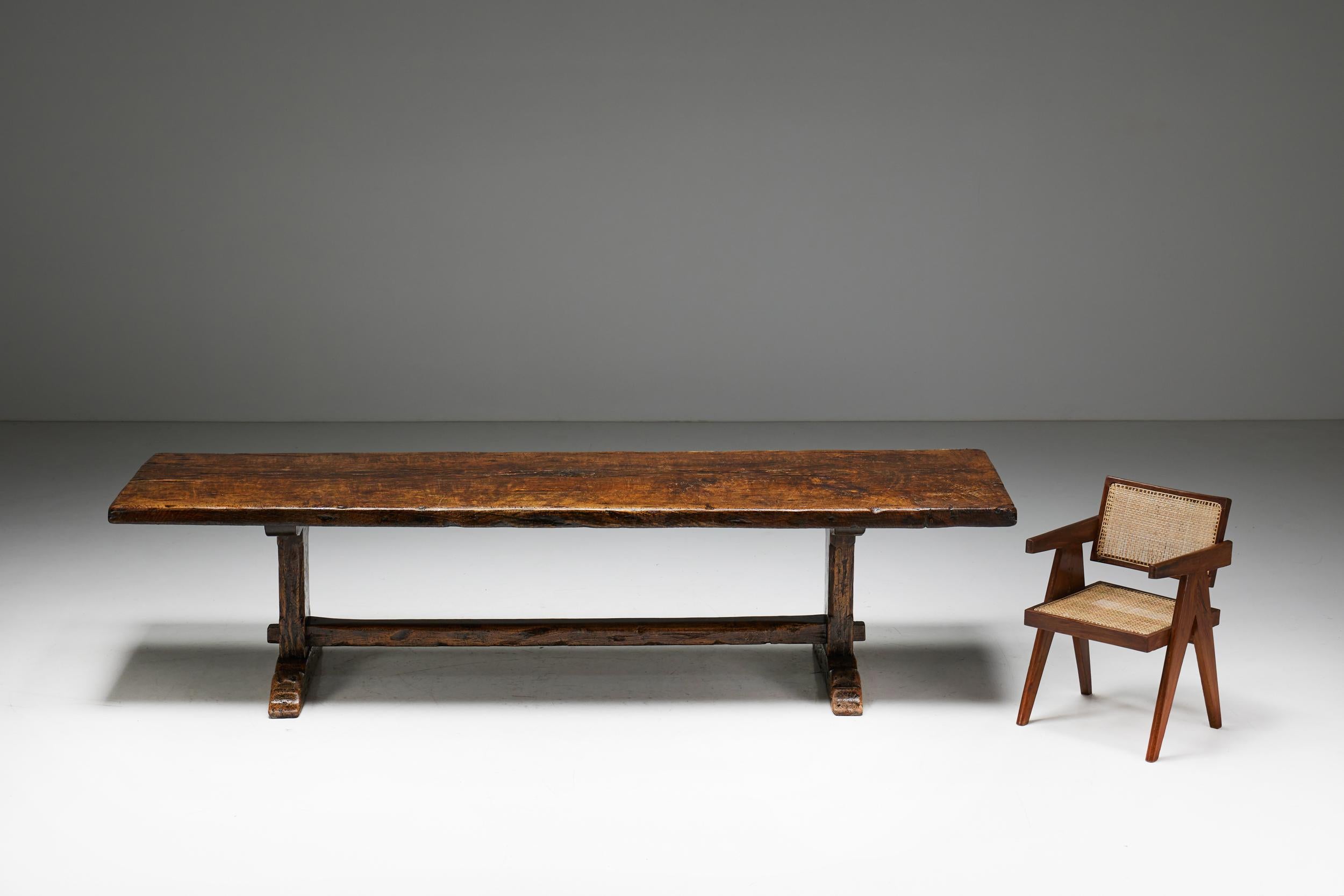 Brutalist Rustic Dining Table, France, Early 20th Century In Excellent Condition For Sale In Antwerp, BE