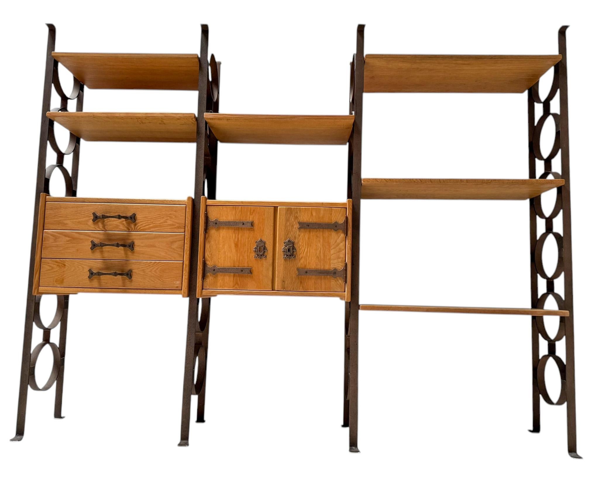 Late 20th Century Brutalist Rustic Mid-Century Modern Freestanding Modular Wall Unit, 1980s For Sale