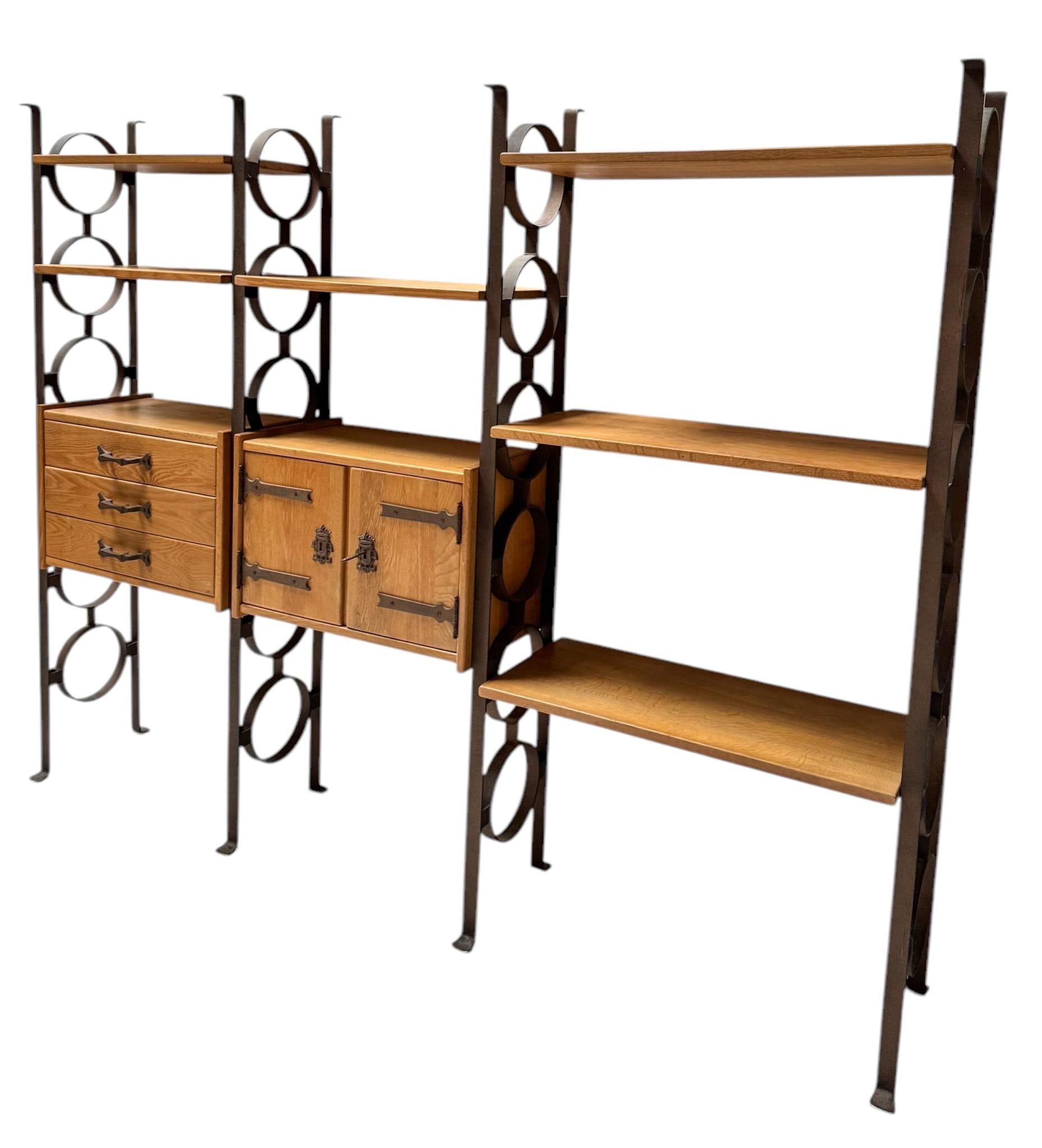 Brutalist Rustic Mid-Century Modern Freestanding Modular Wall Unit, 1980s in vendita 3
