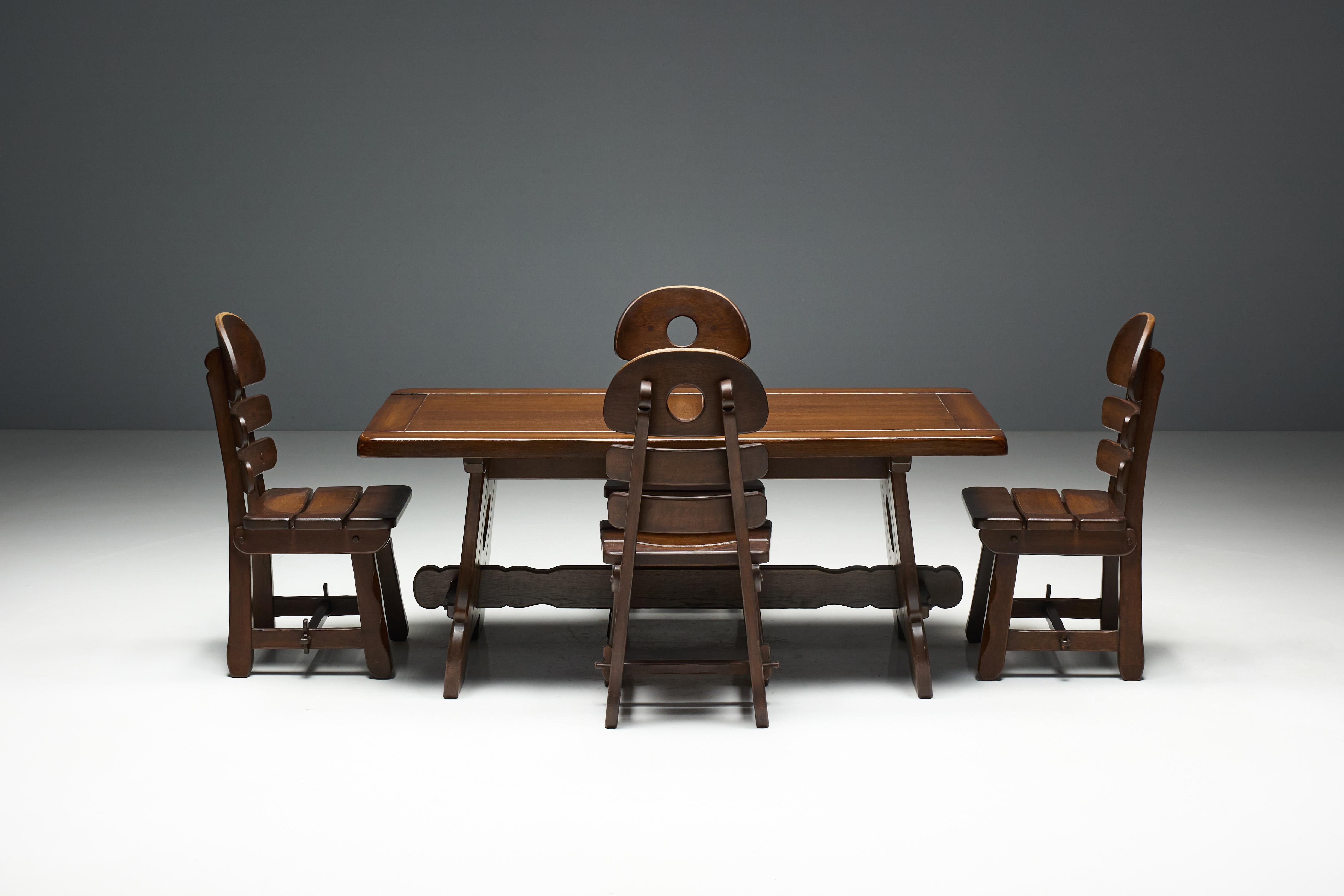 Espagnol Ensemble de salle à manger moderne et brutaliste en chêne teinté, Espagne, 1970 en vente