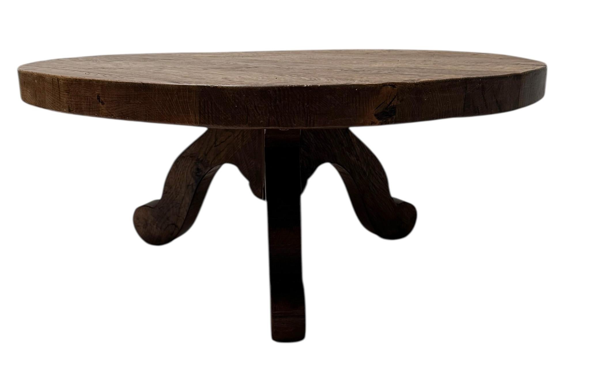 Brutalist Rustic Wabi Sabi Round Coffee Table, 1970s In Good Condition For Sale In Amsterdam, NL