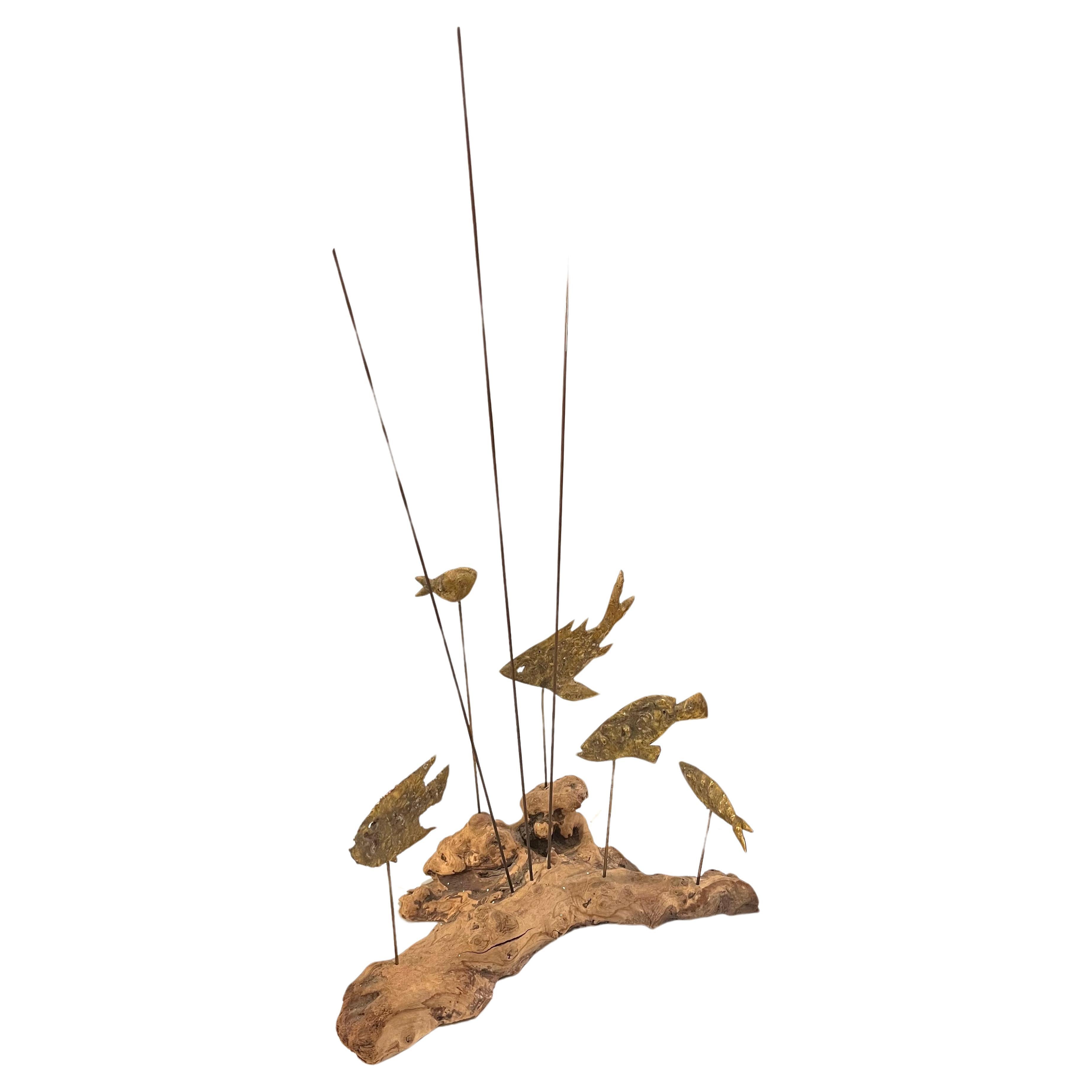Brutalistische Fisch-Skulptur aus Messing und Wurzelholz im Stil von Curtis Jere, Schule des Brutalismus im Zustand „Gut“ im Angebot in San Diego, CA