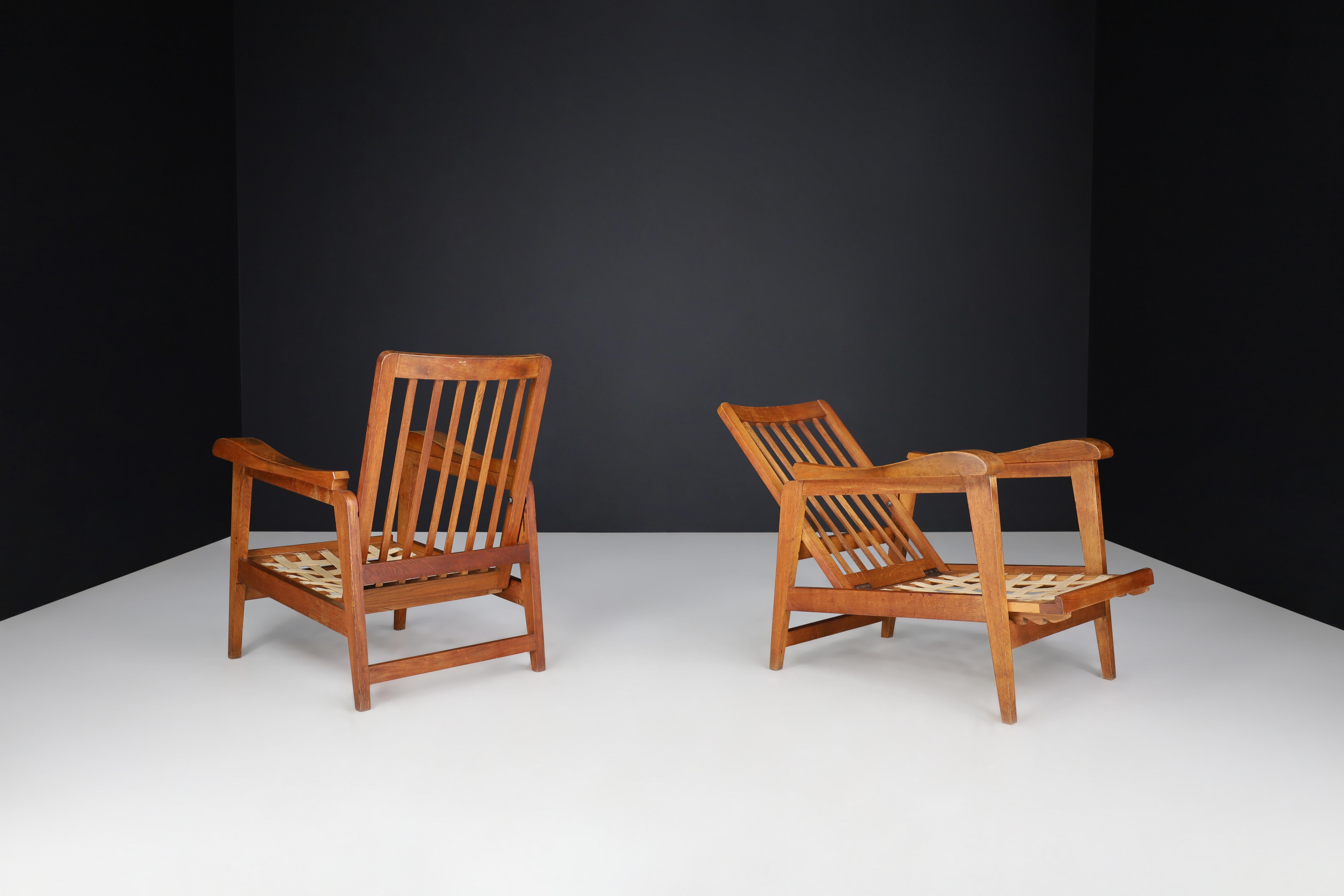 Brutalist Sculptural Adjustable Lounge Chairs in Oak set of 2 , France, 1950s In Good Condition For Sale In Almelo, NL