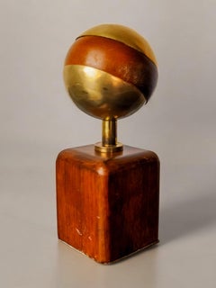 Escultura brutalista de Ardisur, pisapapeles, madera y bronce, España 1970