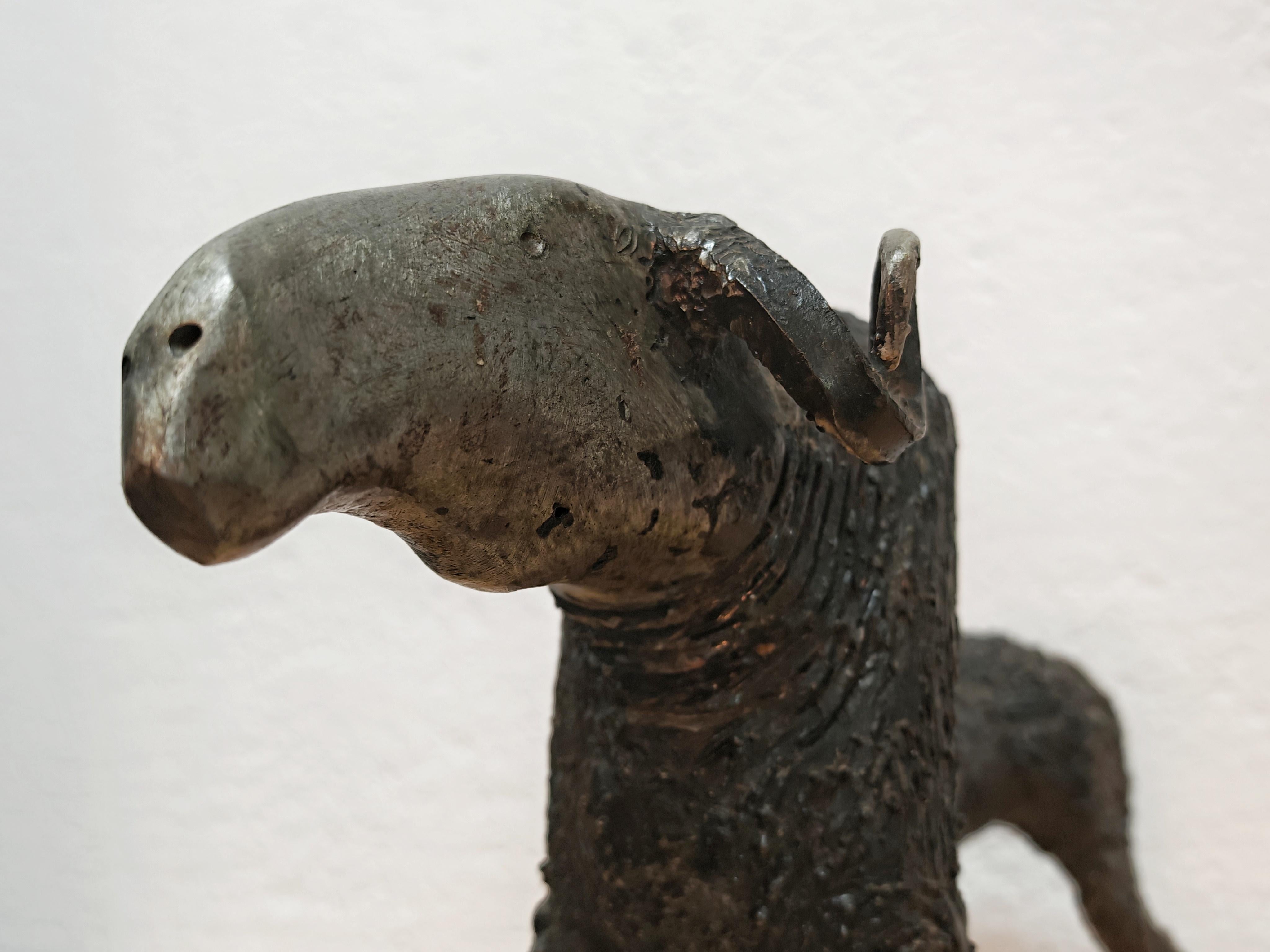 In this listing you will find a stunning Brutalist sculpture depicting a ram. The sculpture was made by the Yugoslav artist Miodrag Misa Rogan, who is based and still works in Belgrade. Some of his works are part of the public art of Belgrade. The