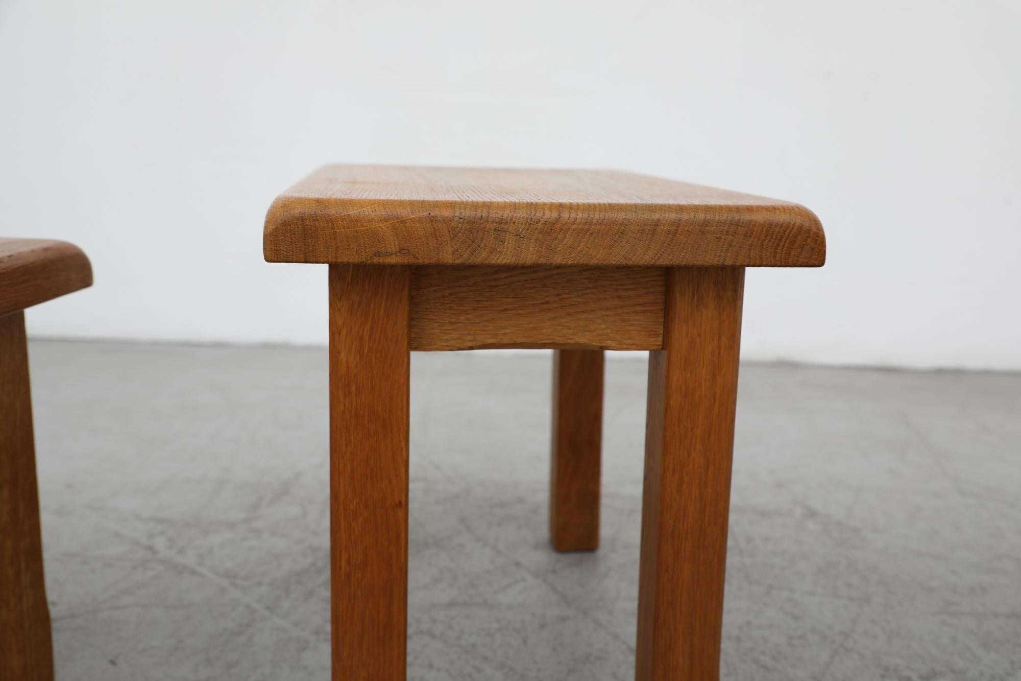 Brutalist Set of 3 Pierre Chapo Inspired Mid-Century Golden Oak Nesting Tables For Sale 7