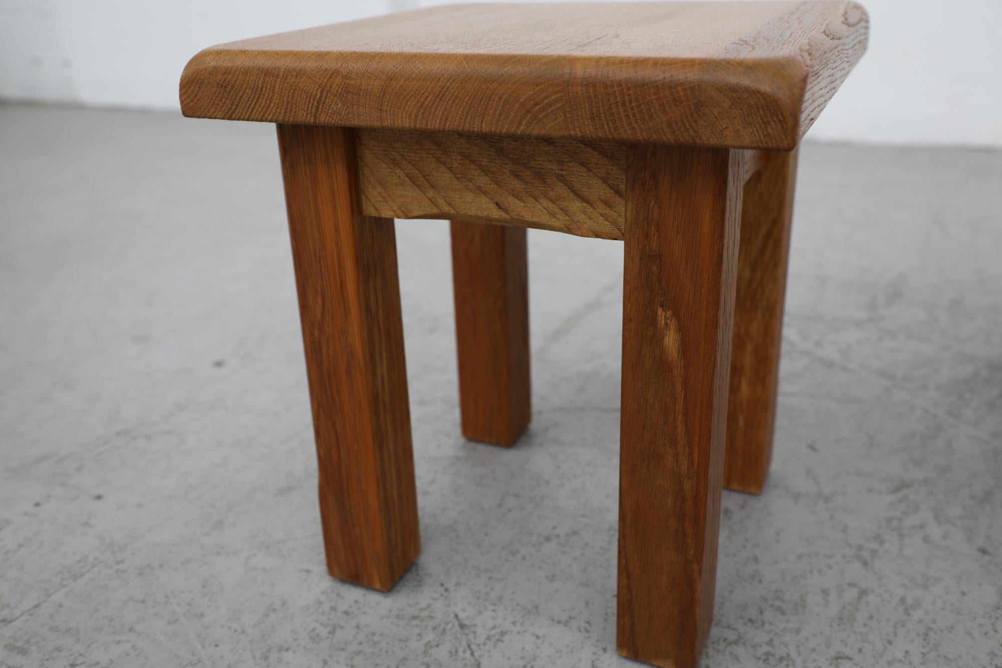Brutalist Set of 3 Pierre Chapo Inspired Mid-Century Golden Oak Nesting Tables For Sale 8
