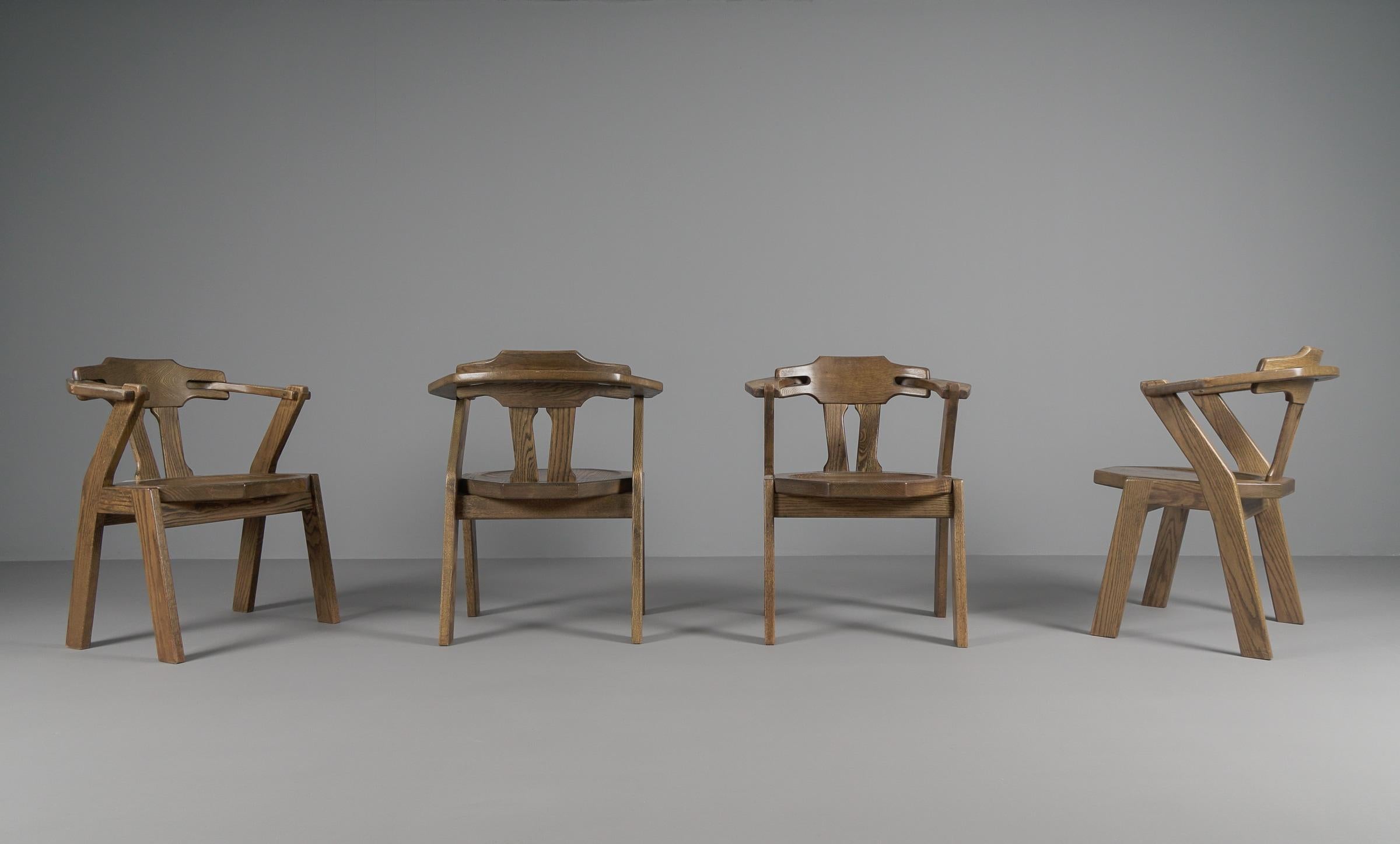 Solid oak chairs. Slight traces of use. 