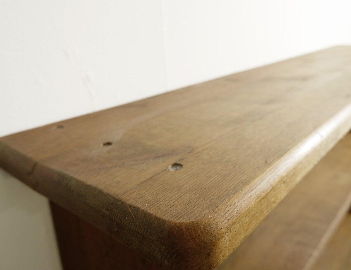 Brutalist shelf in solid wood - 1950s In Good Condition For Sale In Linkebeek, BE