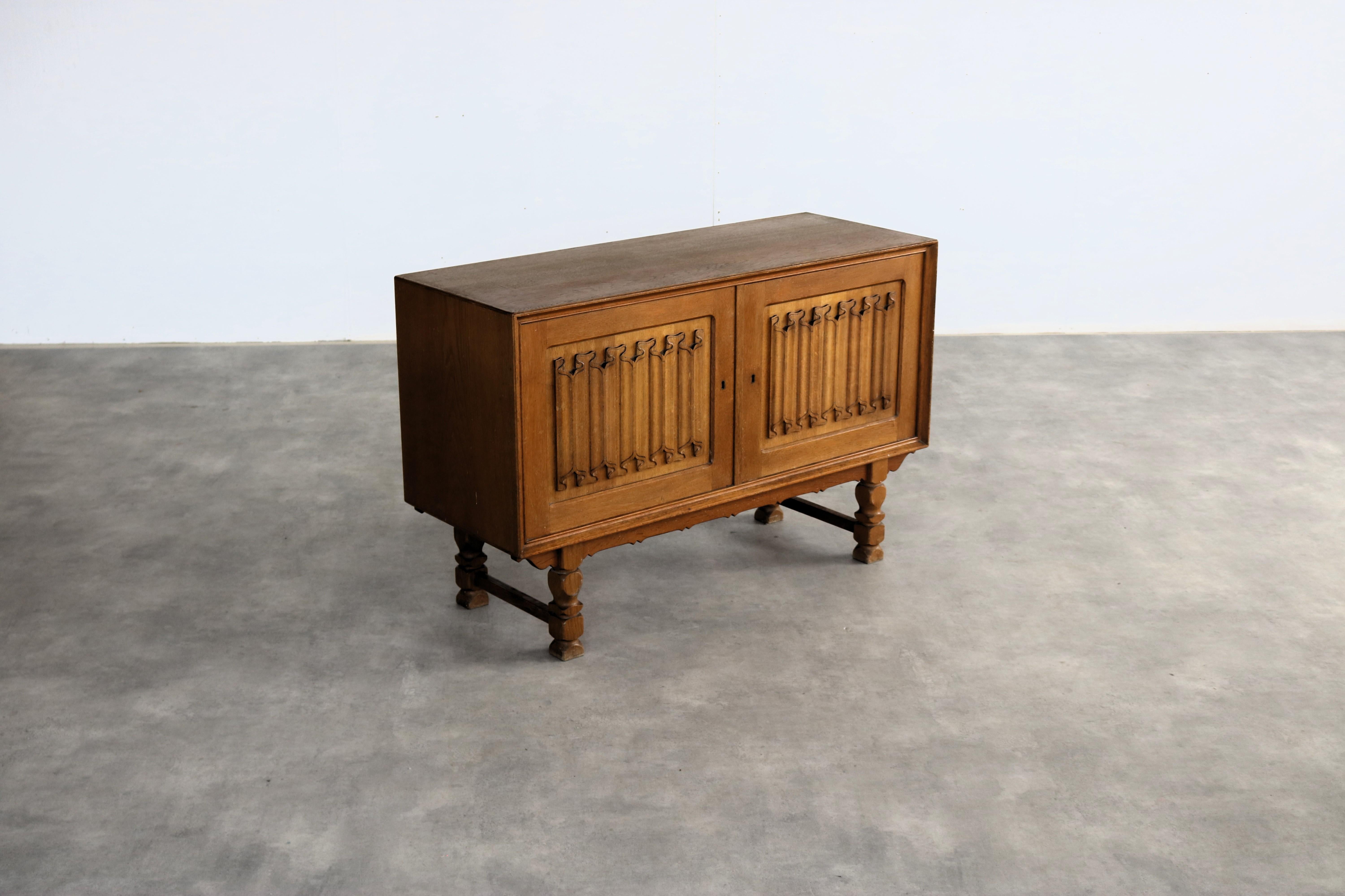 Brutalist sideboard 1960s  Danish In Good Condition For Sale In Lemmer, NL