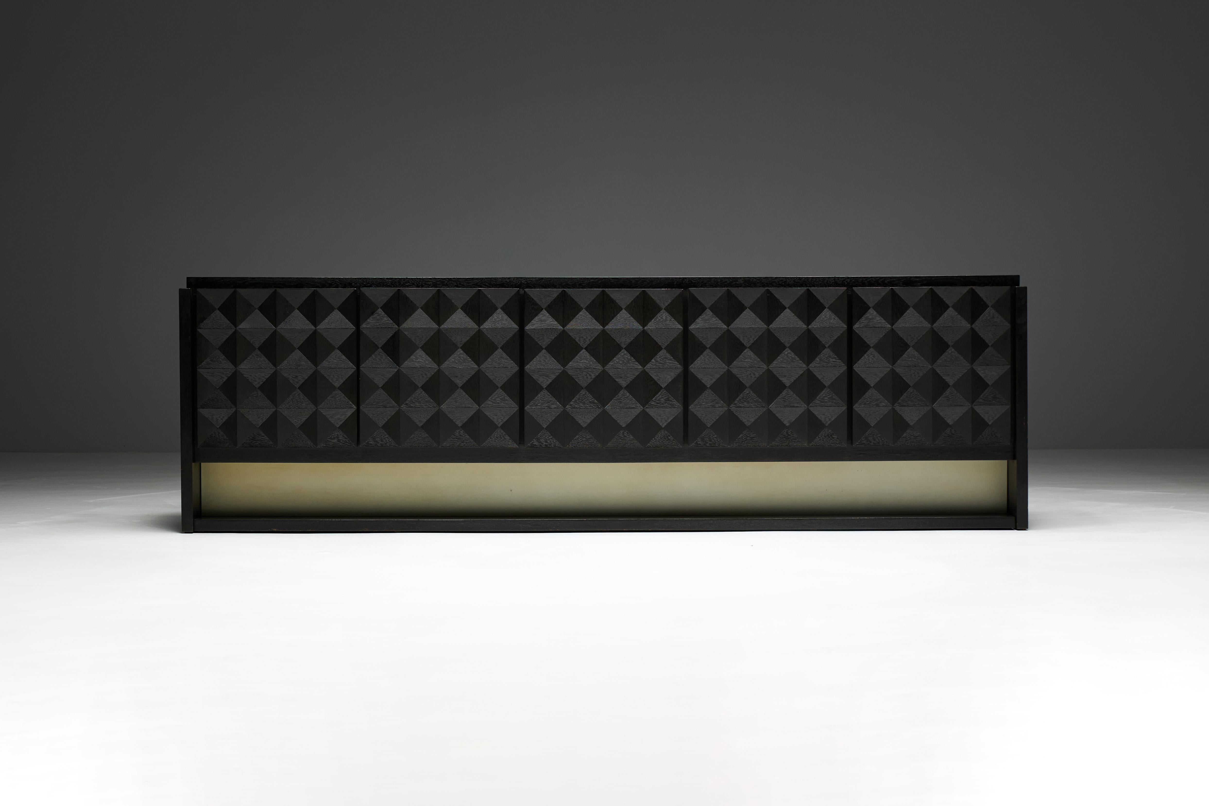 Brutalist Sideboard by De Coene in Stained Oak, Belgium, 1970s In Excellent Condition For Sale In Antwerp, BE