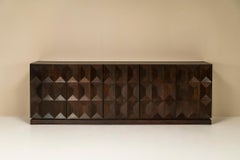 Brutalistisches Sideboard von Defour aus massiver, dunkel gebeizter Eiche, Belgien 1970er