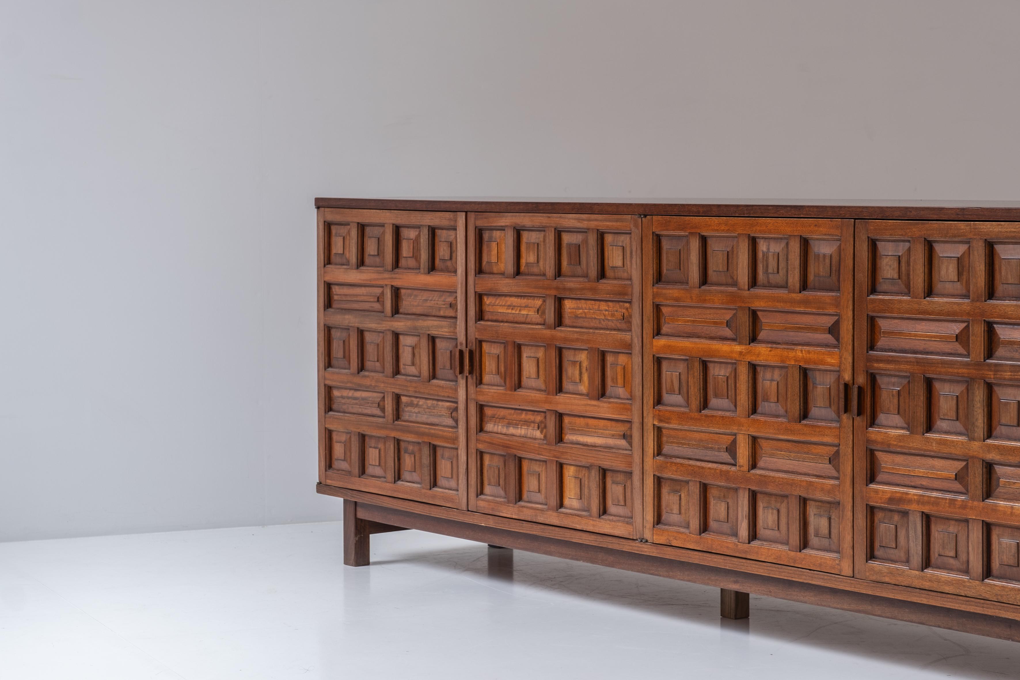 Brutalist sideboard from Spain, designed and manufactured in the 1970s. 3