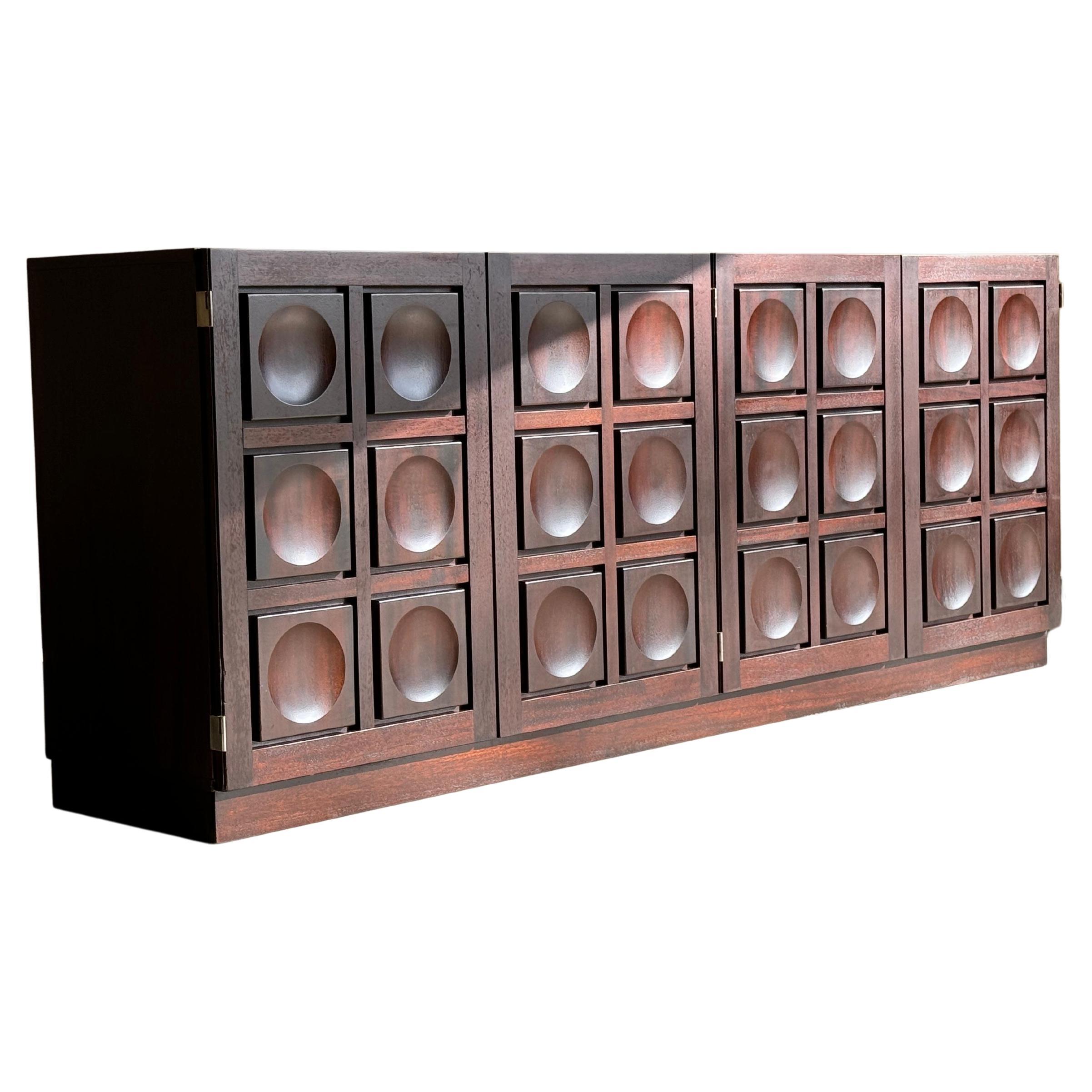 Brutalistisches Sideboard aus burgunderroter gebeizter Eiche