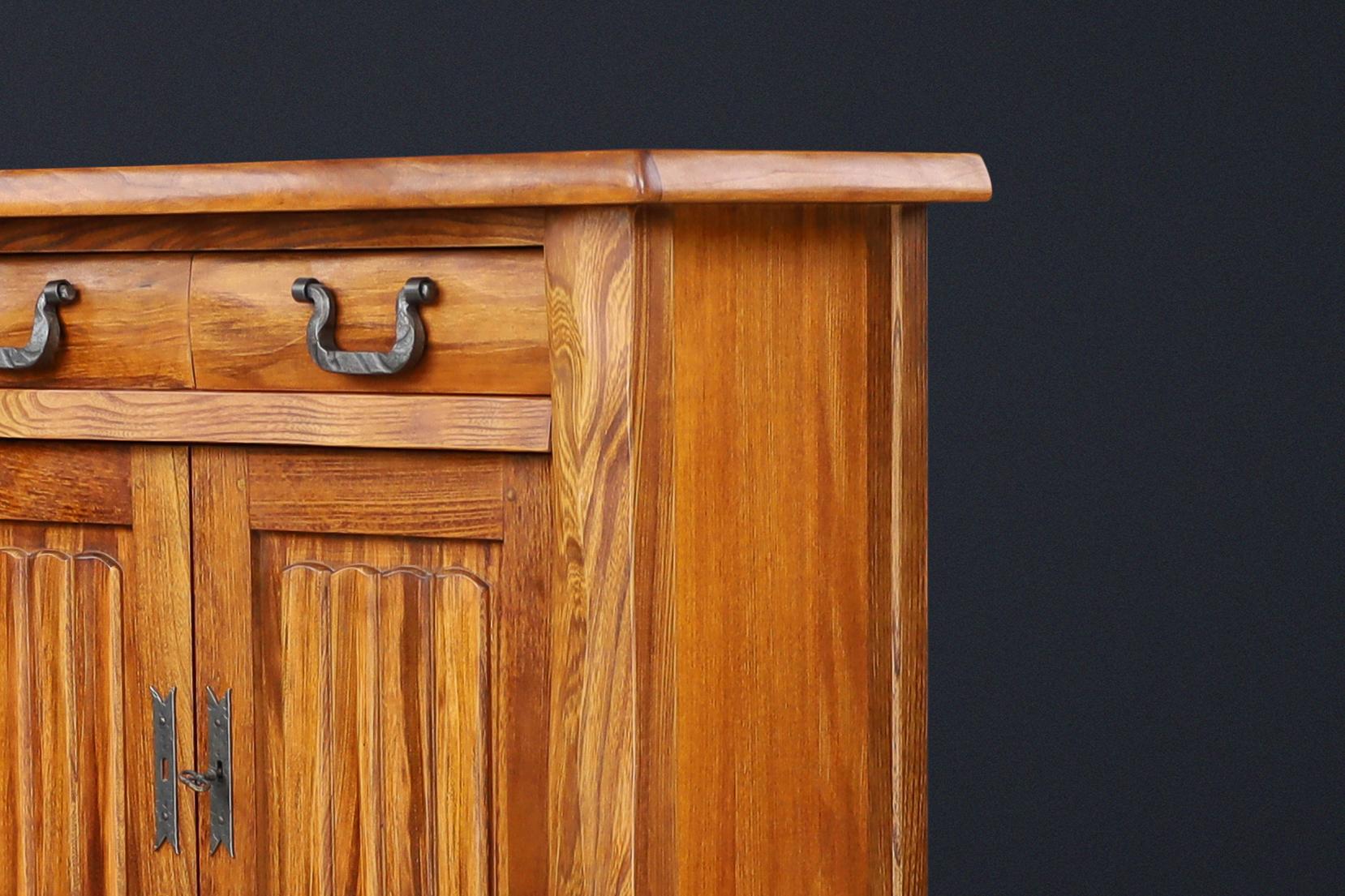 Brutalist Sideboard in Elm by Olavi Hänninen for Mikko Nupponen, Finland, 1958 For Sale 3