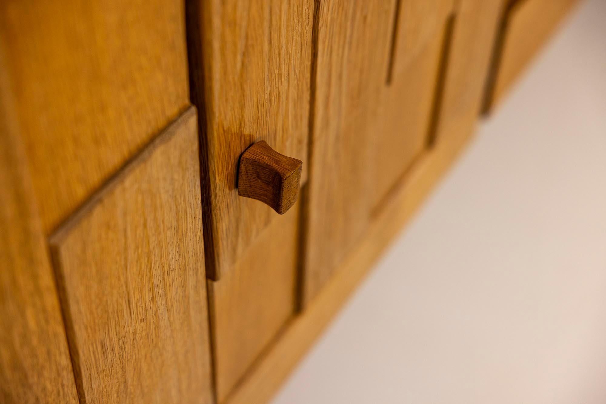 Credenza brutalista in Oak, anni '80 in vendita 2