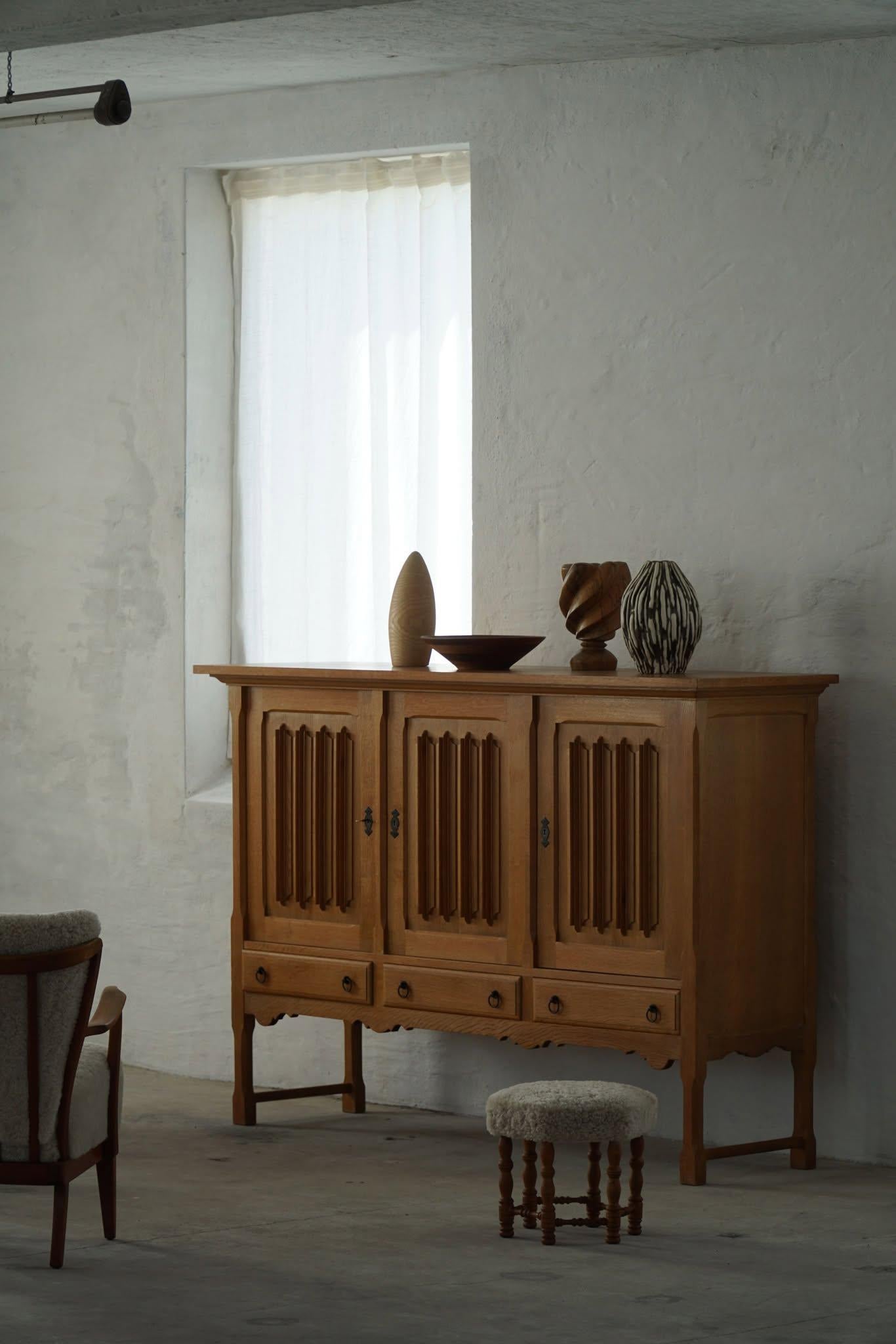 Brutalist Sideboard in Oak, Danish Mid Century Modern, Kjærnulf Style, 1960s For Sale 3