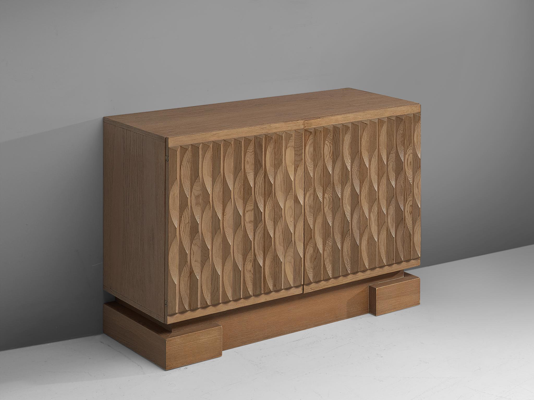 Brutalist Sideboard in Solid Oak In Good Condition In Waalwijk, NL