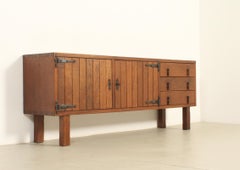 Aparador Brutalista con Decor â la Gouge al Estilo de Jean Touret, Francia