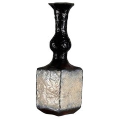 Vase brutaliste à tige unique en céramique raku, années 1970, Italie