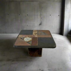 Table basse brutaliste en pierre de ardoise par Studio Stam 1980