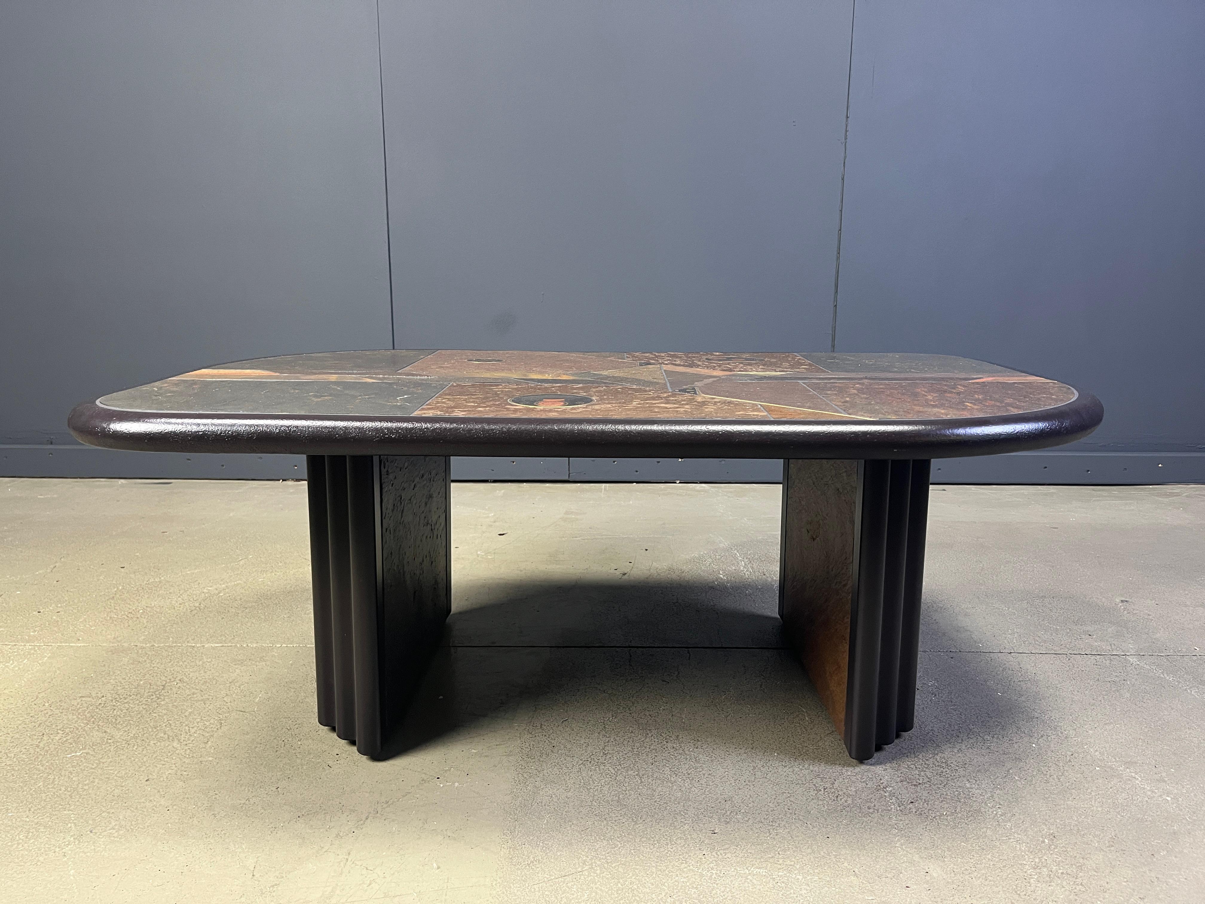 Table basse brutaliste en pierre d'ardoise à la manière de Paul Kingma, années 1970 en vente 5
