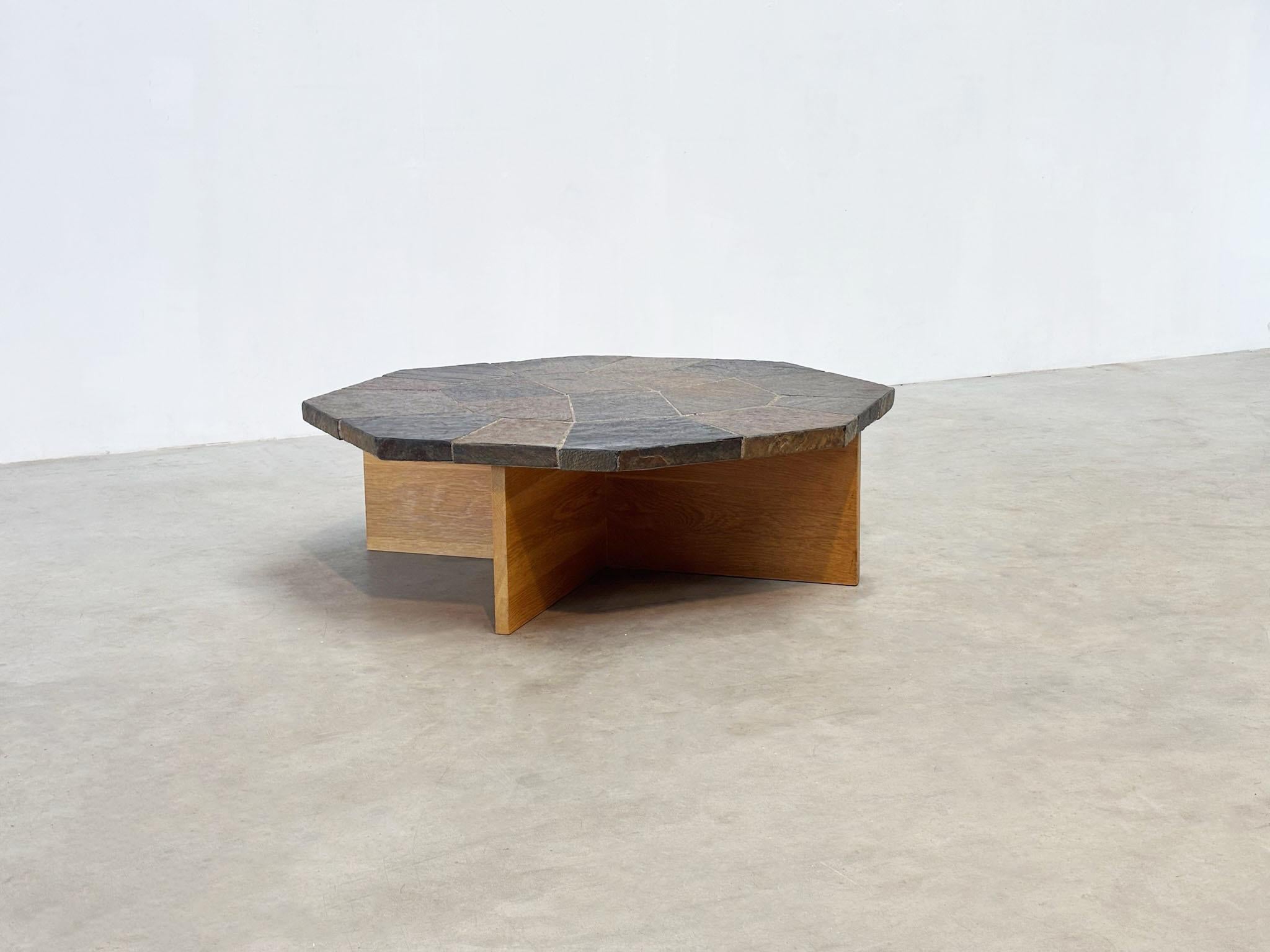 Stone Brutalist slate stone coffee table with oak base For Sale