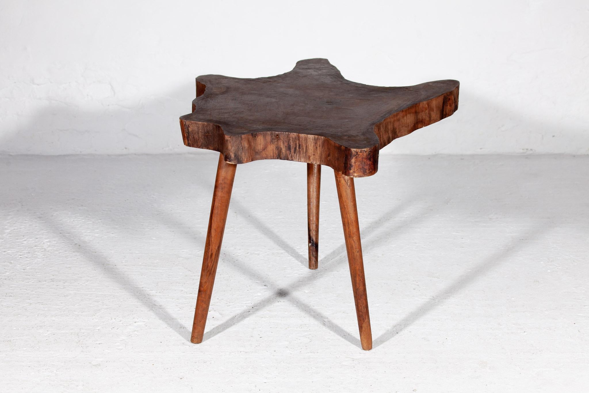 Hand-Crafted Brutalist Solid Amorphic Teak Wood Natural Slab Coffee Side Table, 1930s For Sale