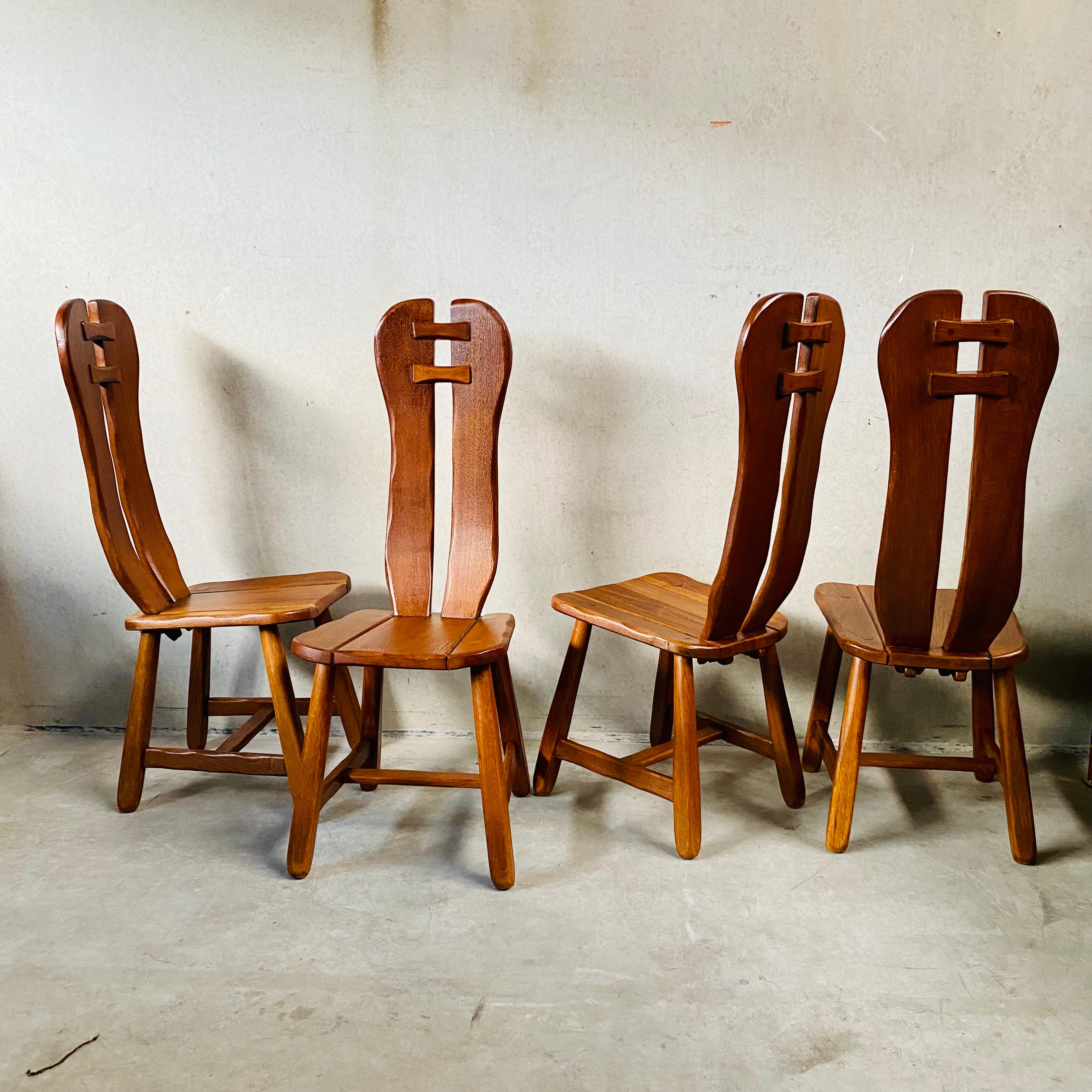 Brutalisme Chaises de salle à manger d'art brutalistes en chêne massif deKunstmeubelen De Puydt, Belgique, années 1970 en vente