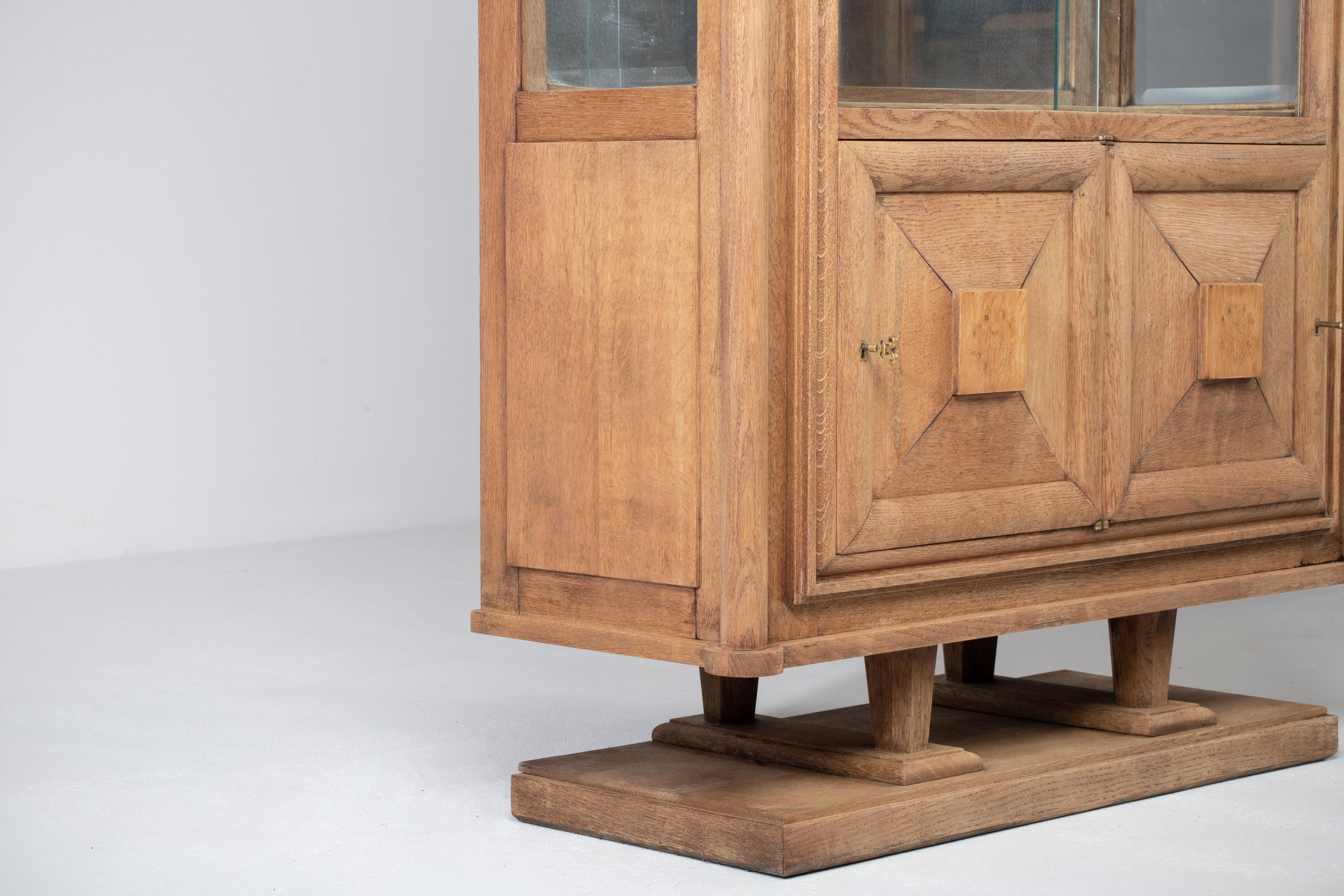 Brutalist Solid Oak Cabinet, France, 1940s For Sale 5