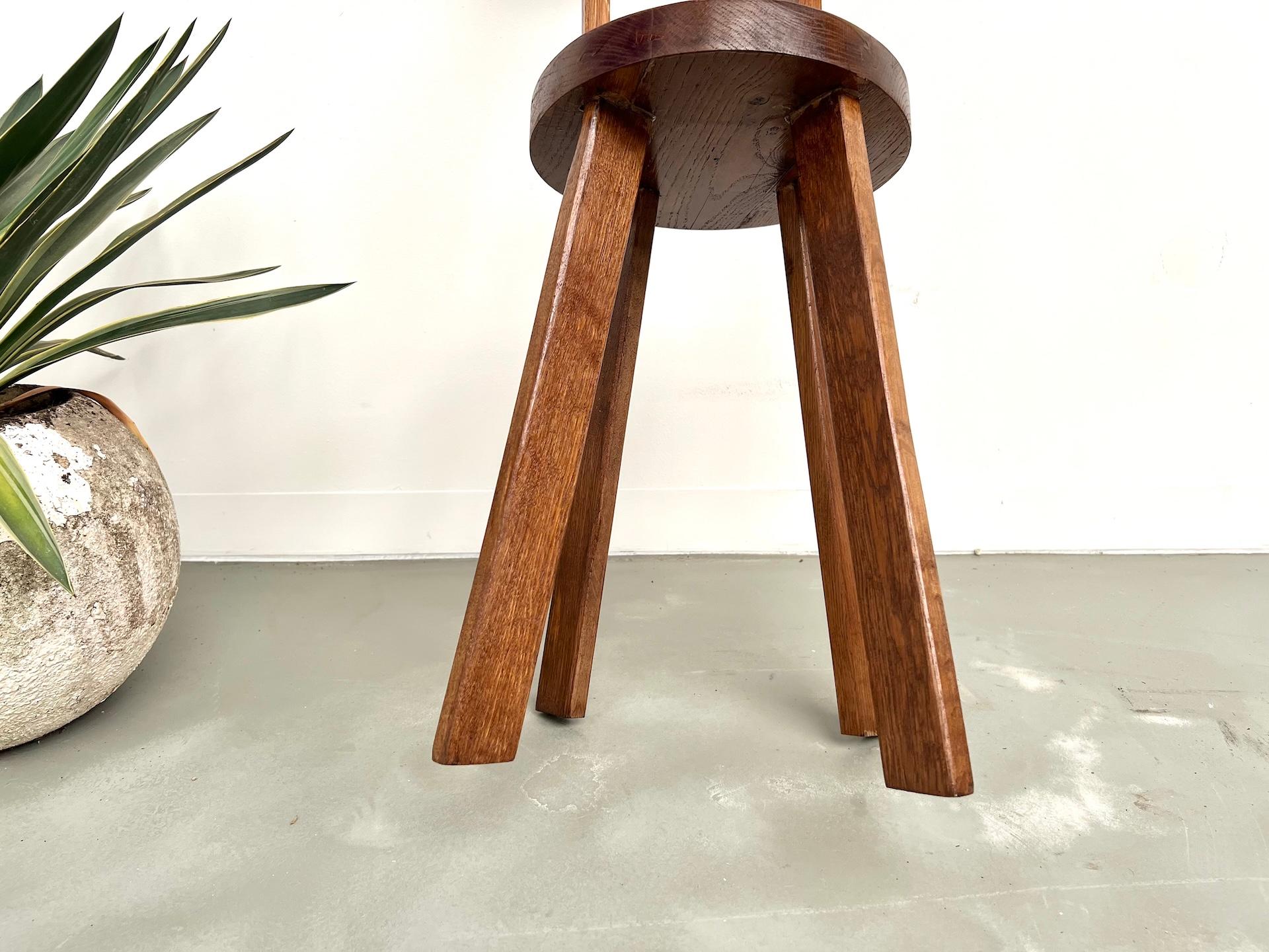 Brutalist Solid Oak Chair, France 1950s en venta 12