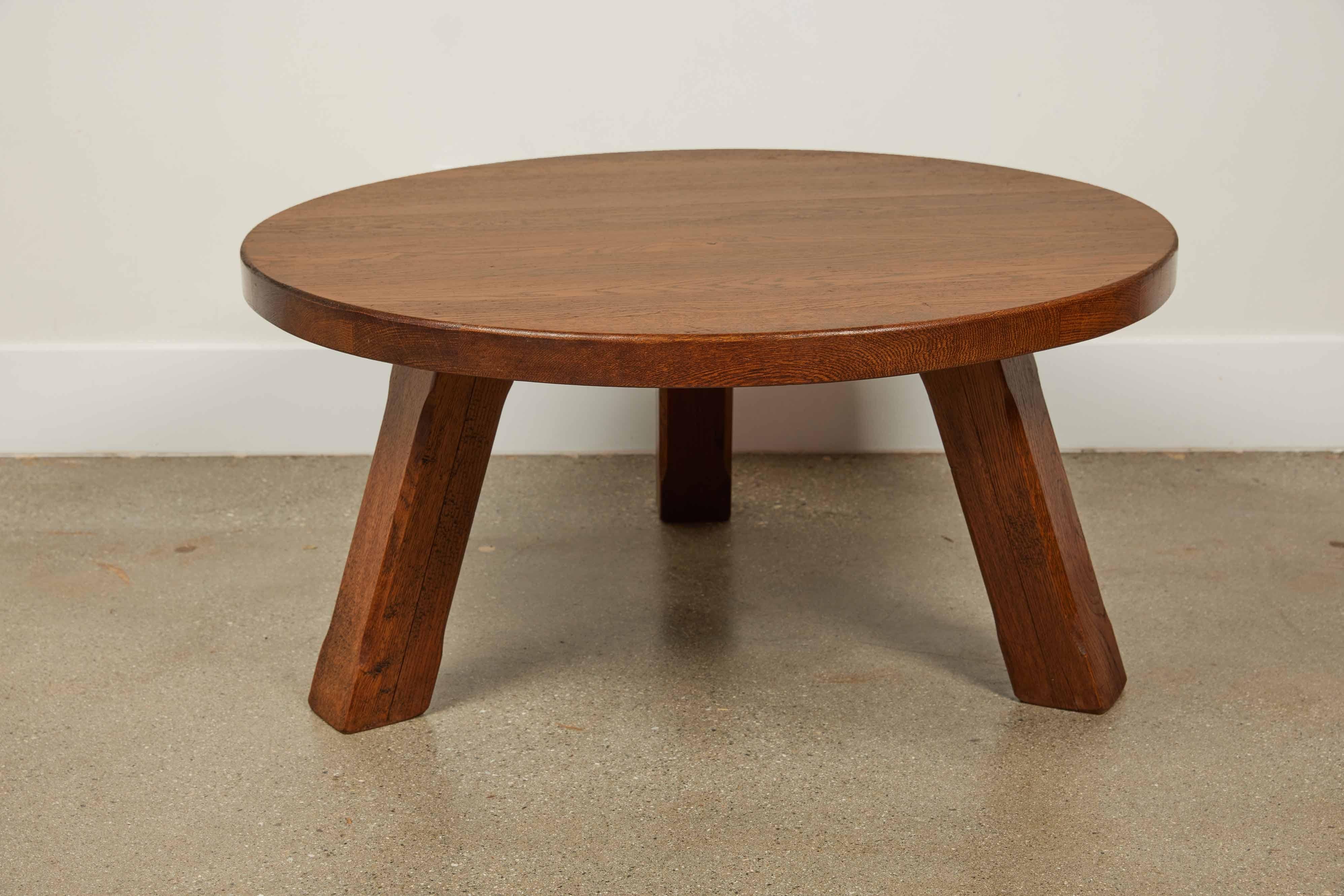 Brutalist Solid Oak Coffee Table, Europe 1960s For Sale 2