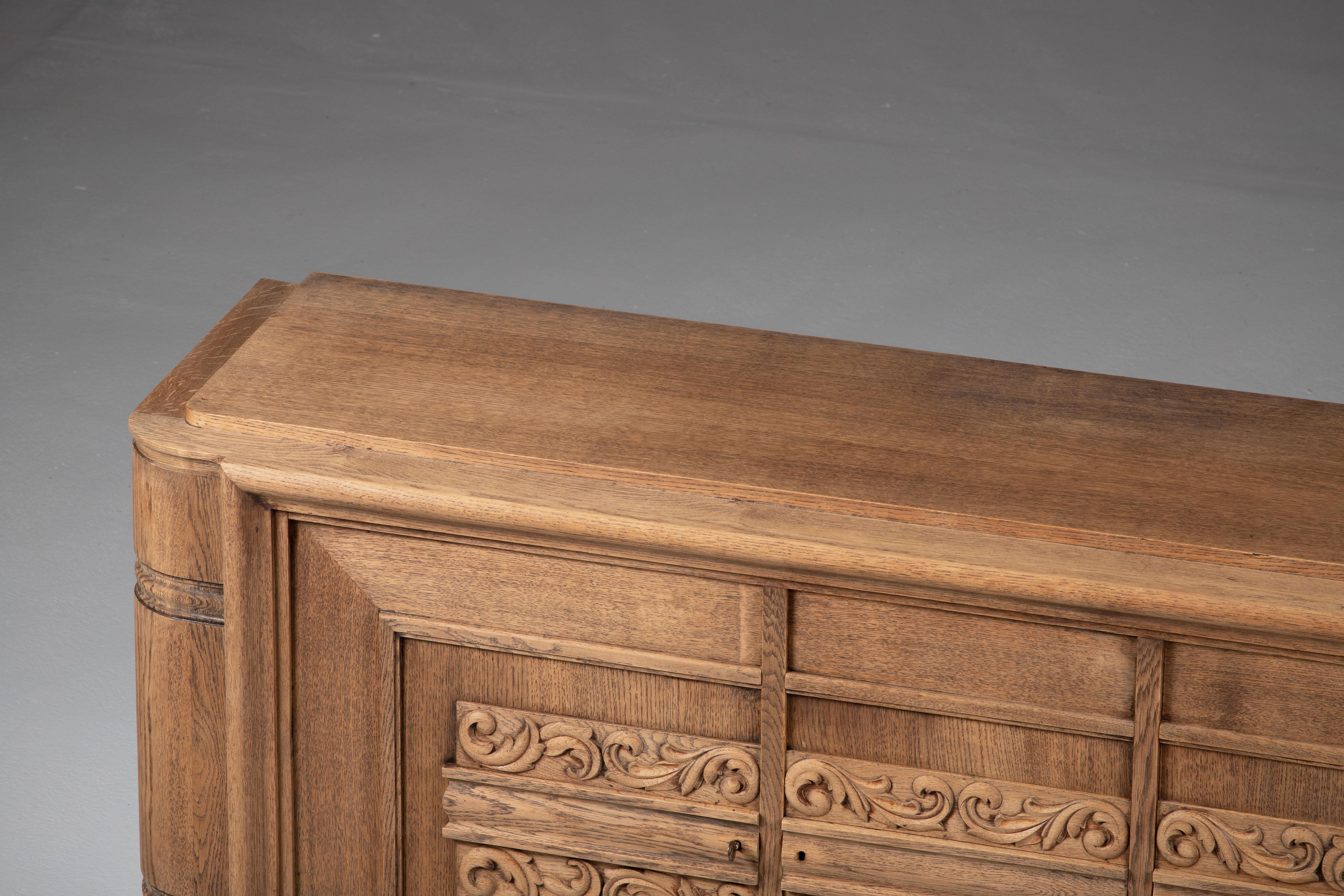 Brutalist Solid Oak Sideboard, France, 1940s For Sale 12