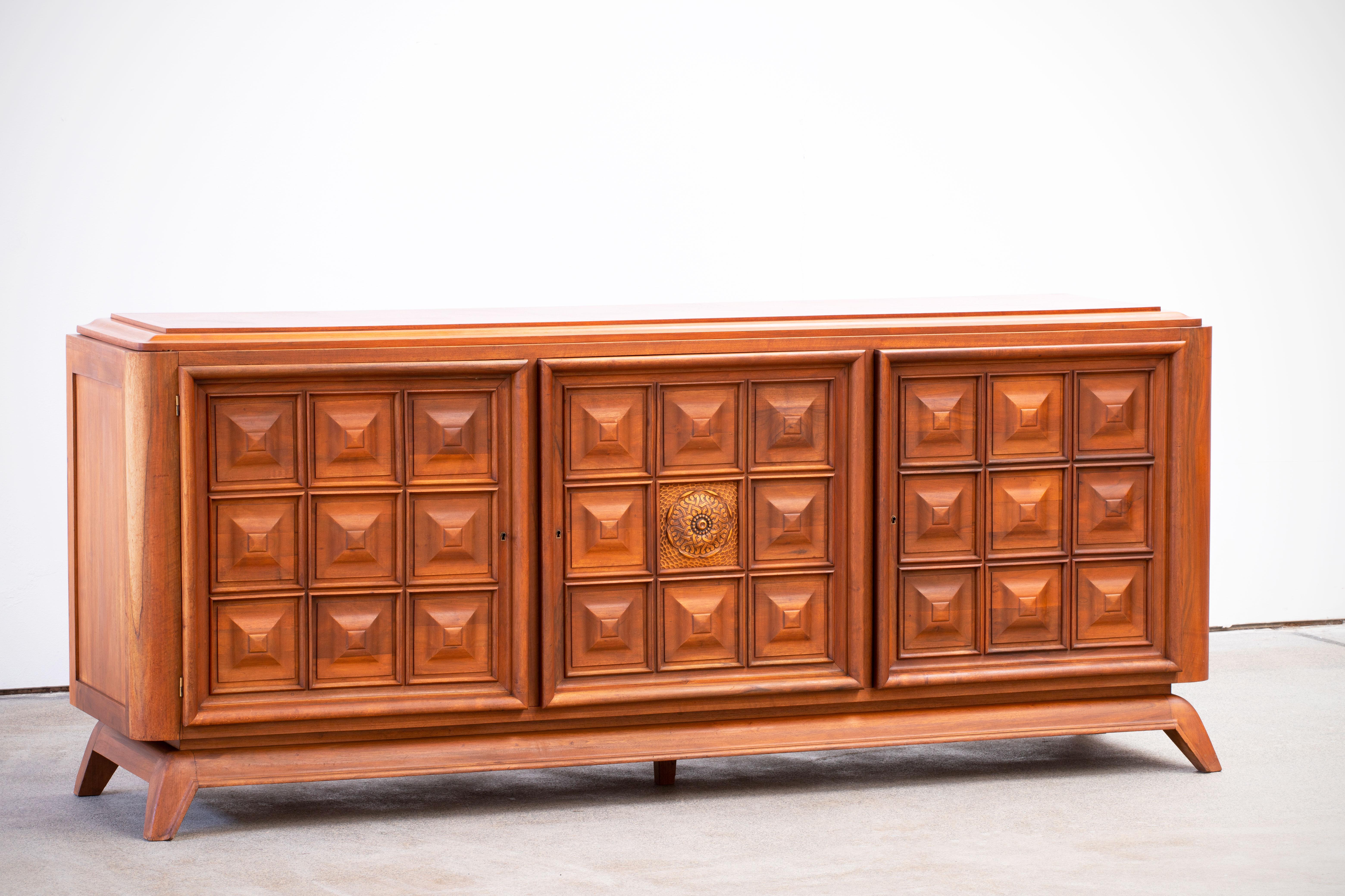 French Brutalist Solid Oak Sideboard, France, 1940s For Sale