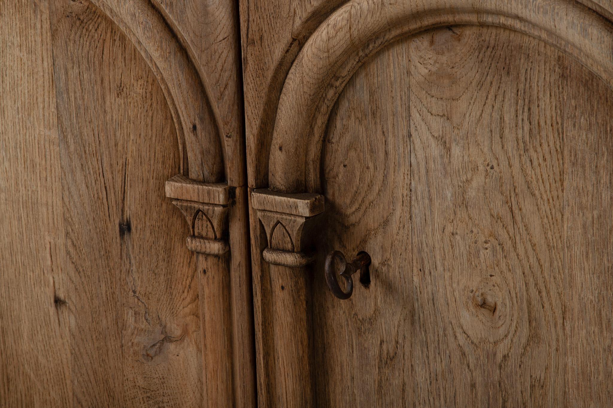Brutalist Solid Oak Sideboard, Spain, 19th Century For Sale 1