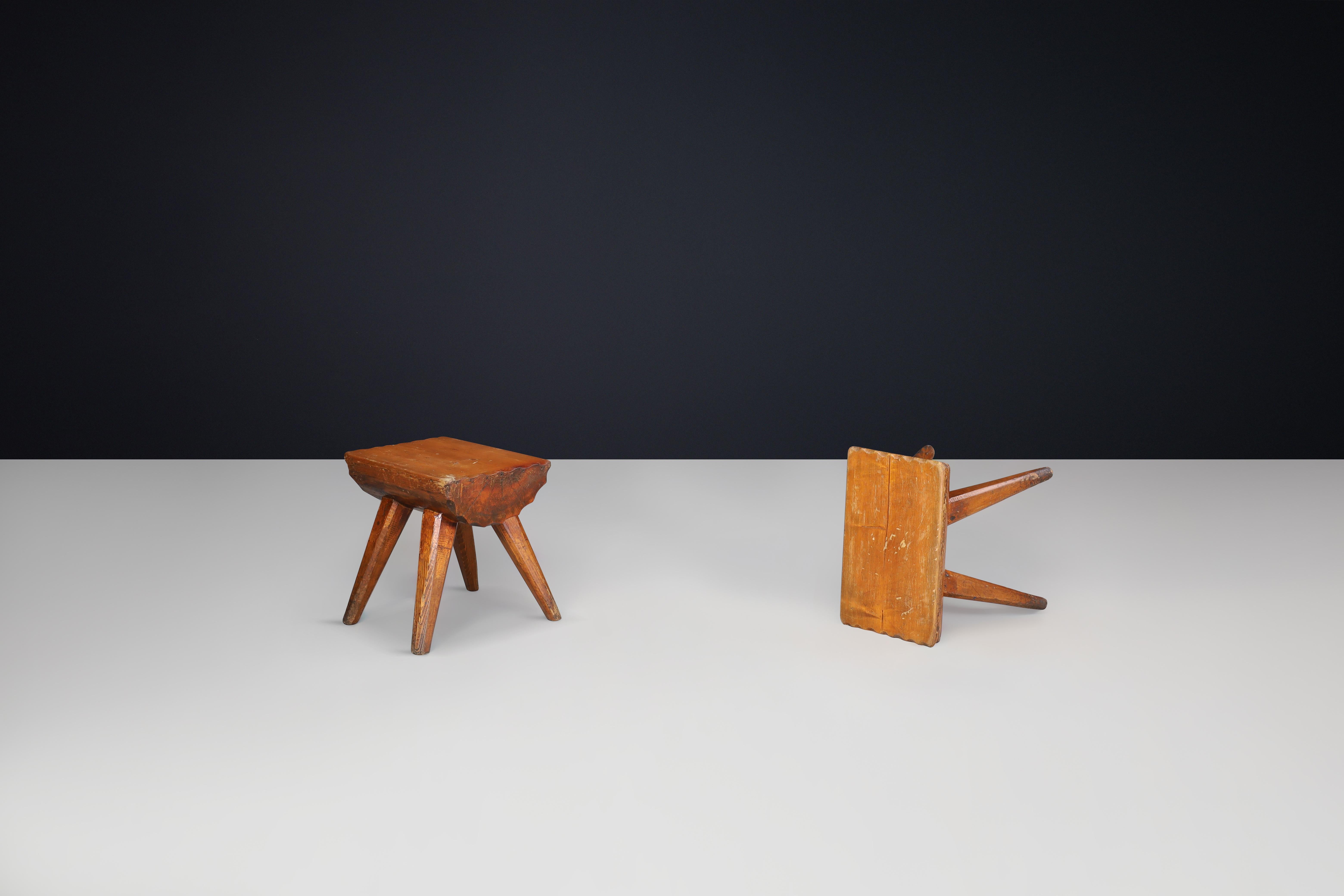 Brutalist Solid Pine Stools, France, 1960s – Set of 12 Available For Sale 2
