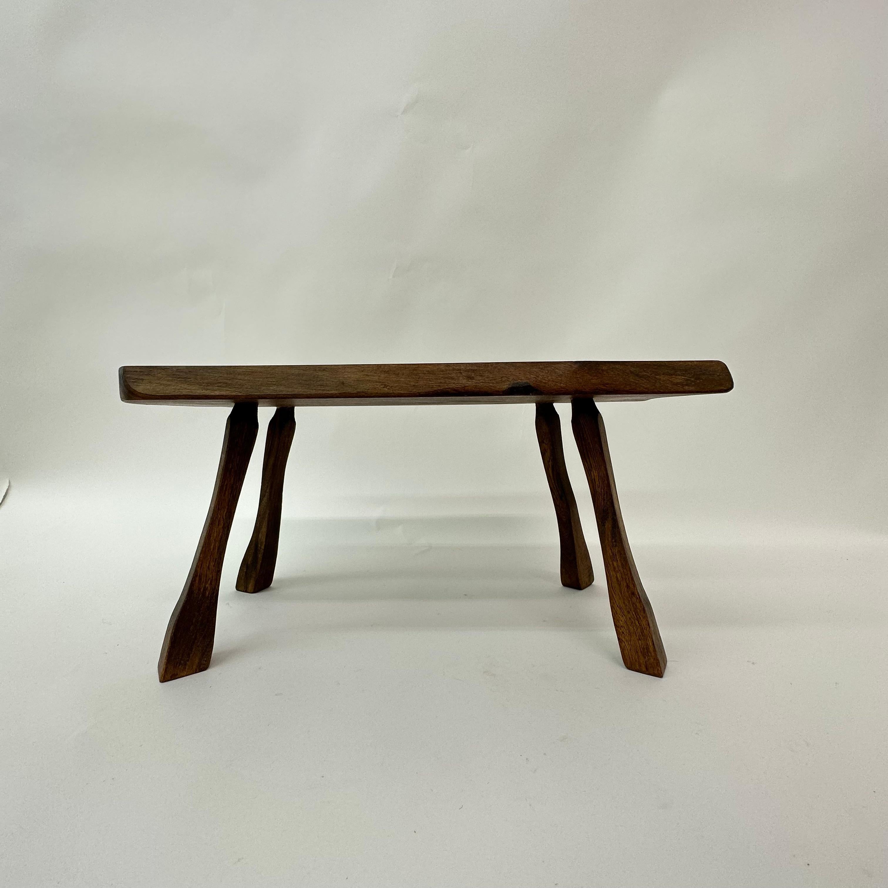 Dimensions: 50cm W, 24 cm H, 25cm D

Period: 1970s

Material: Wood

Color: brown.