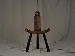 Brutalist Spanish wooden tripod chair